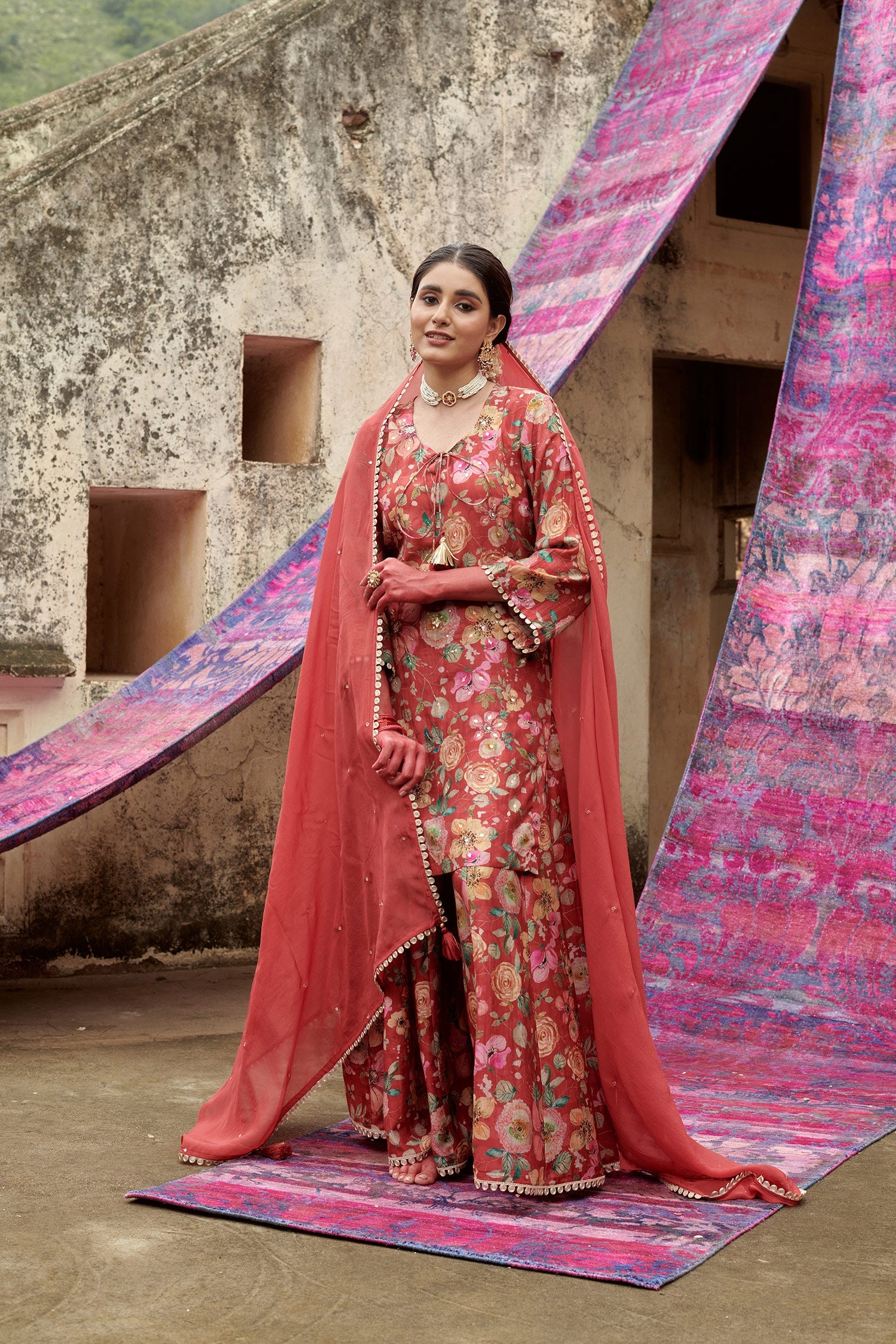 FLORAL RED GARARA SET