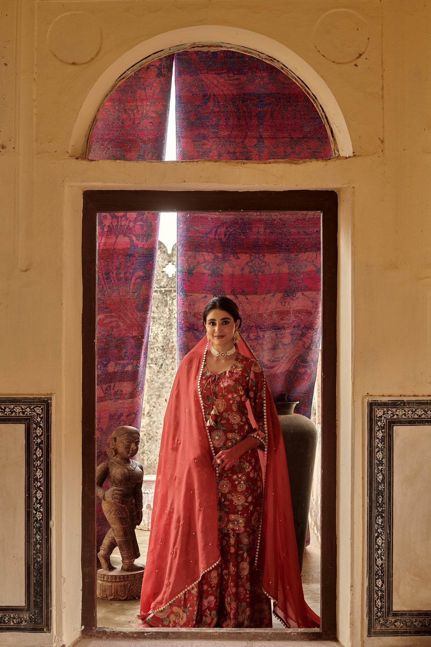 FLORAL RED GARARA SET