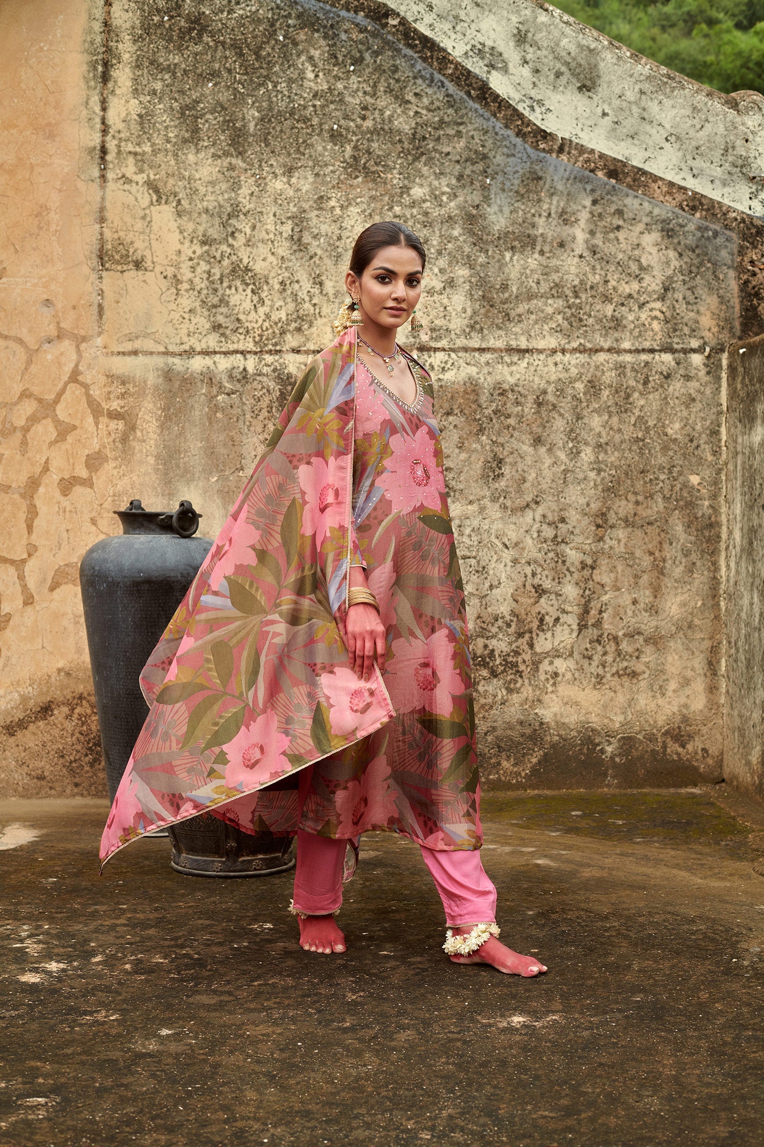 MULTICOLOR  V-NECK KURTA SET