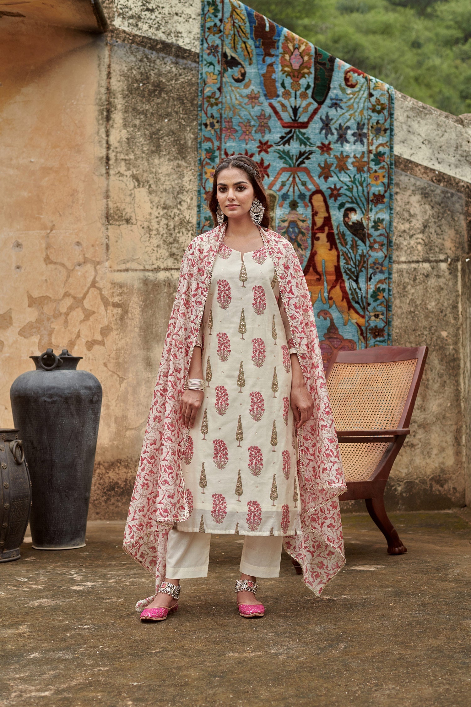 CREAM CHANDERI KURTA SET