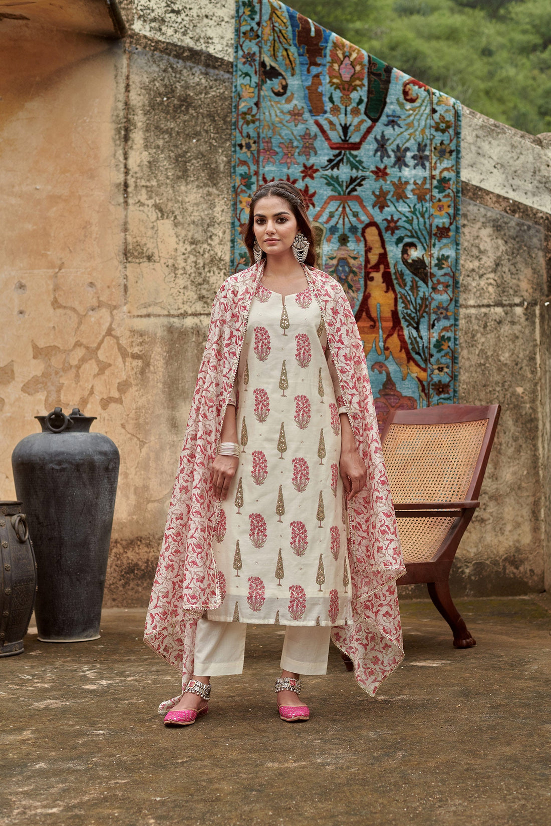 CREAM CHANDERI KURTA SET