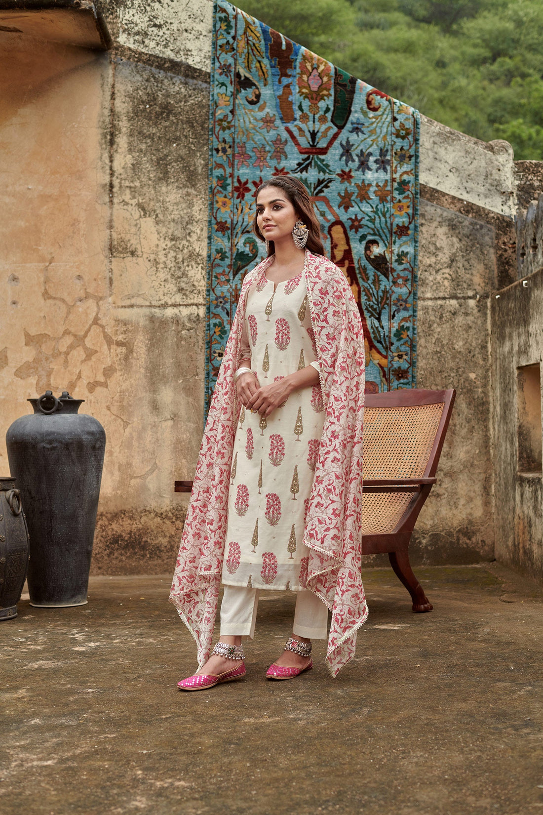 CREAM CHANDERI KURTA SET