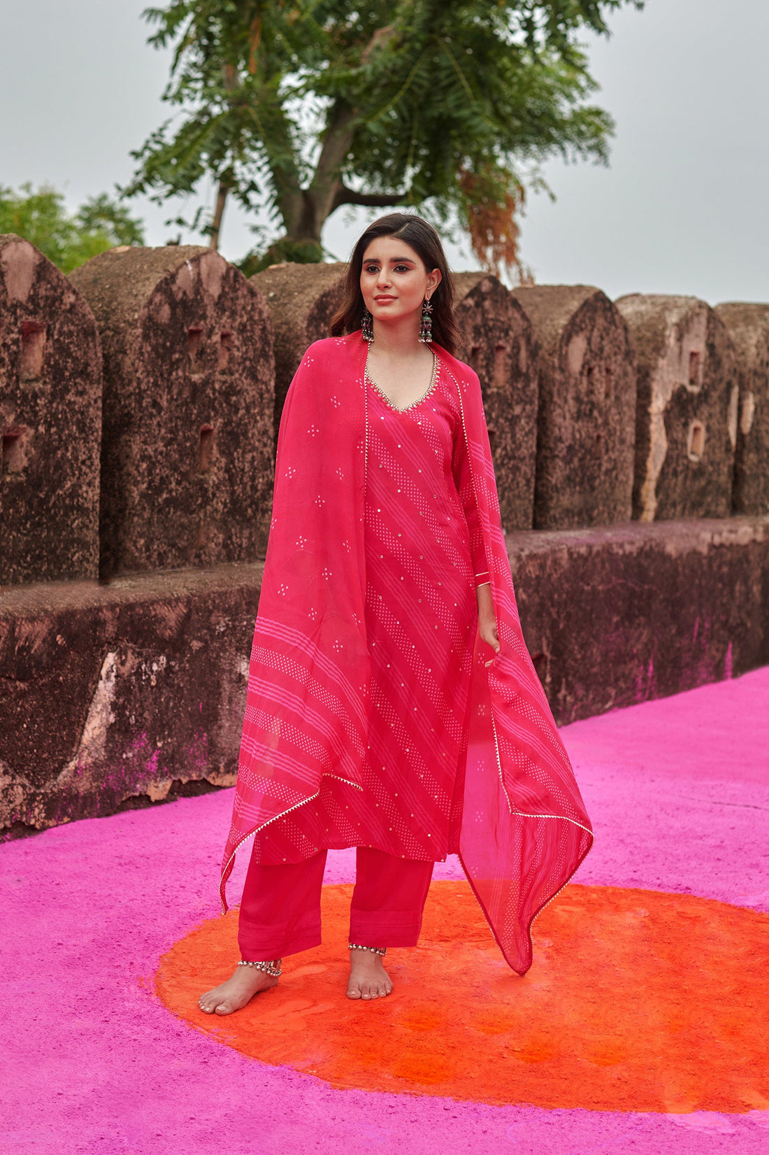 PINK V-NECK CREPE KURTA SET