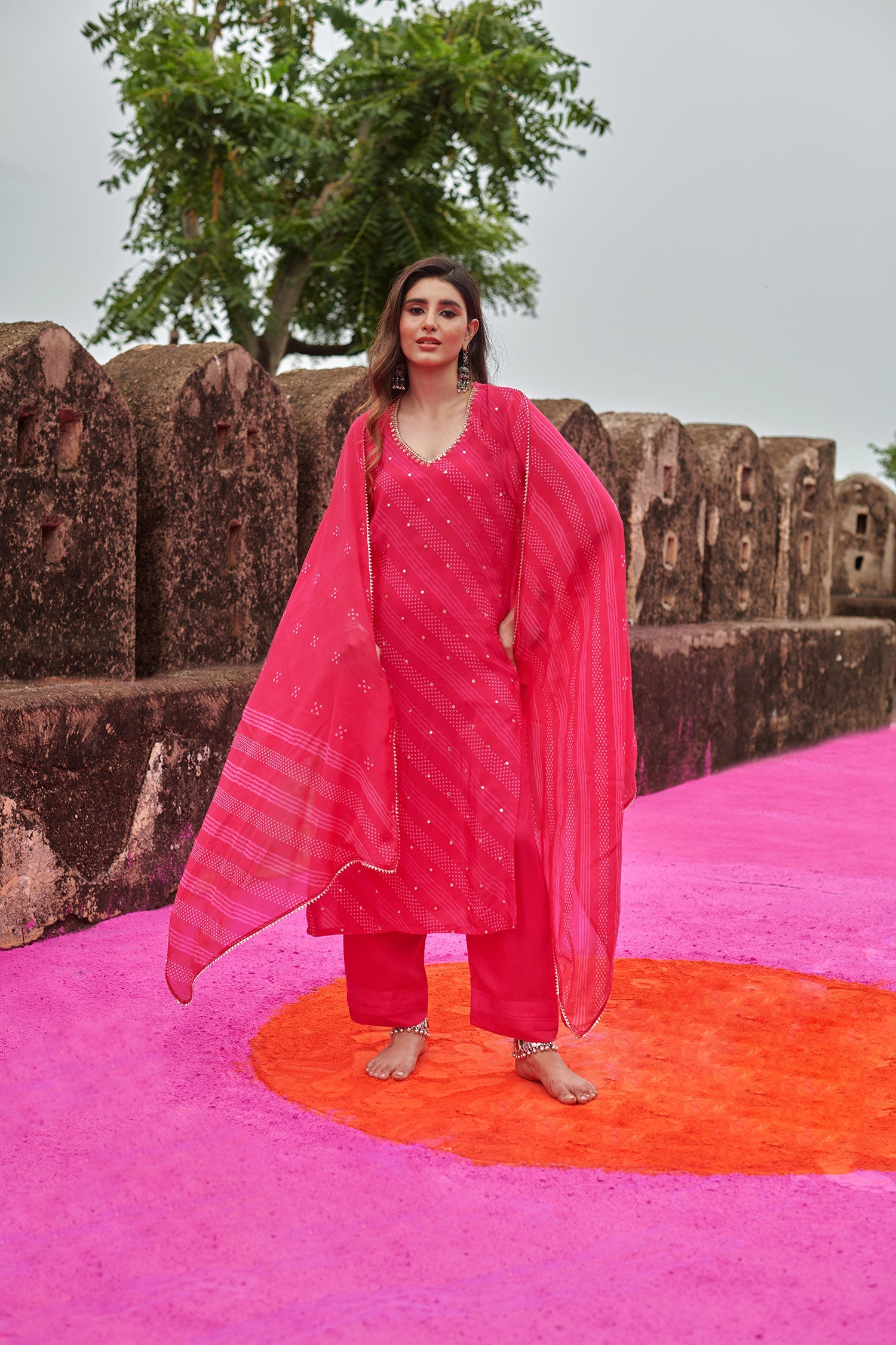 PINK V-NECK CREPE KURTA SET