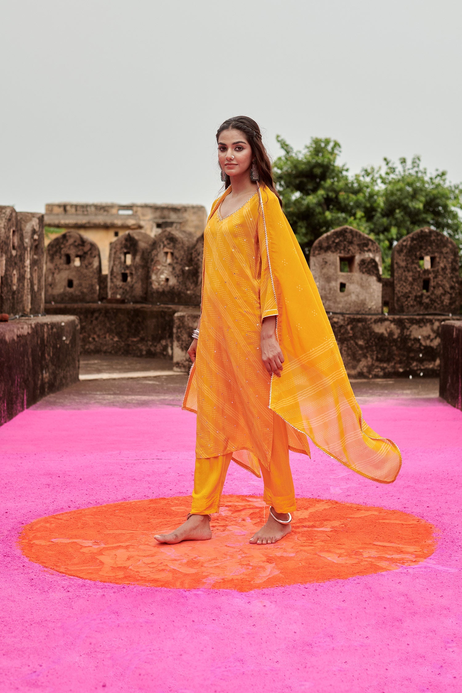 YELLOW V-NECK CREPE KURTA SET
