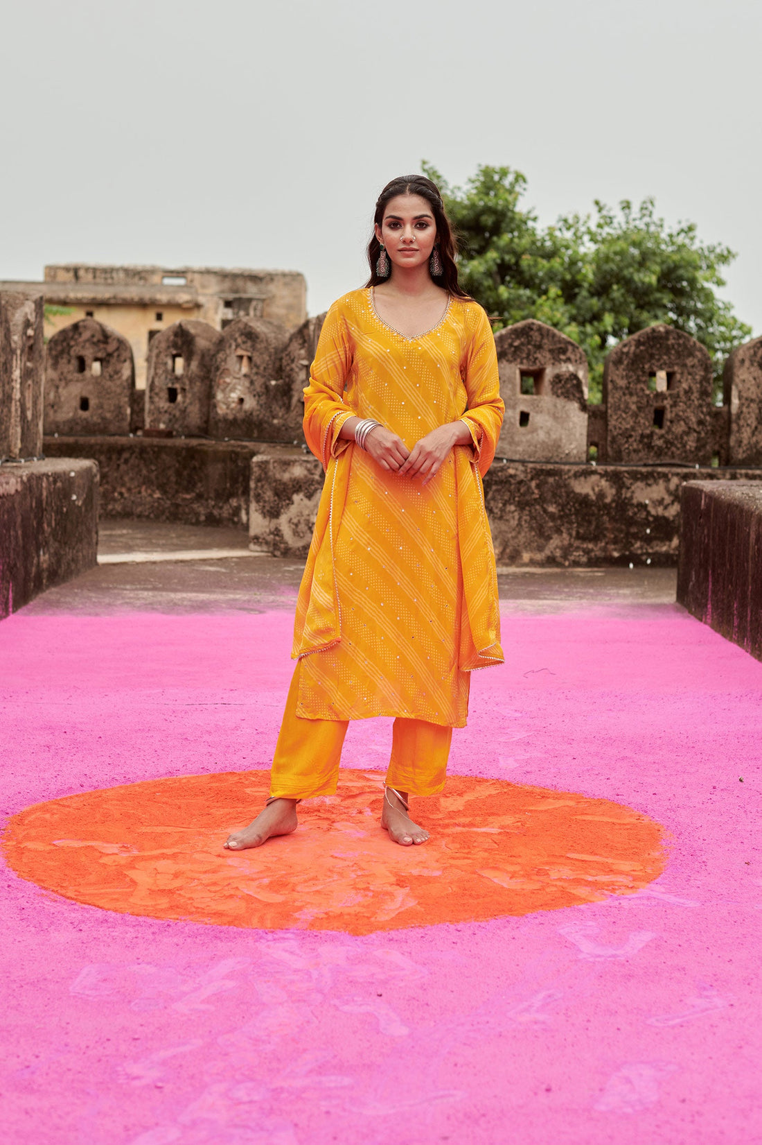 YELLOW V-NECK CREPE KURTA SET