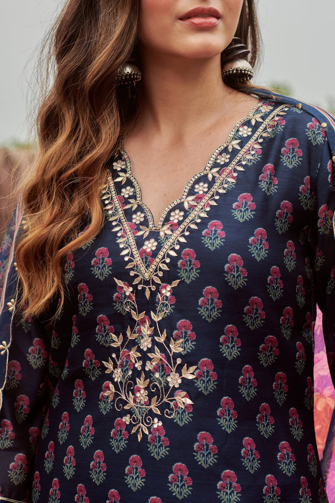 BLUE V-NECK KURTA SET