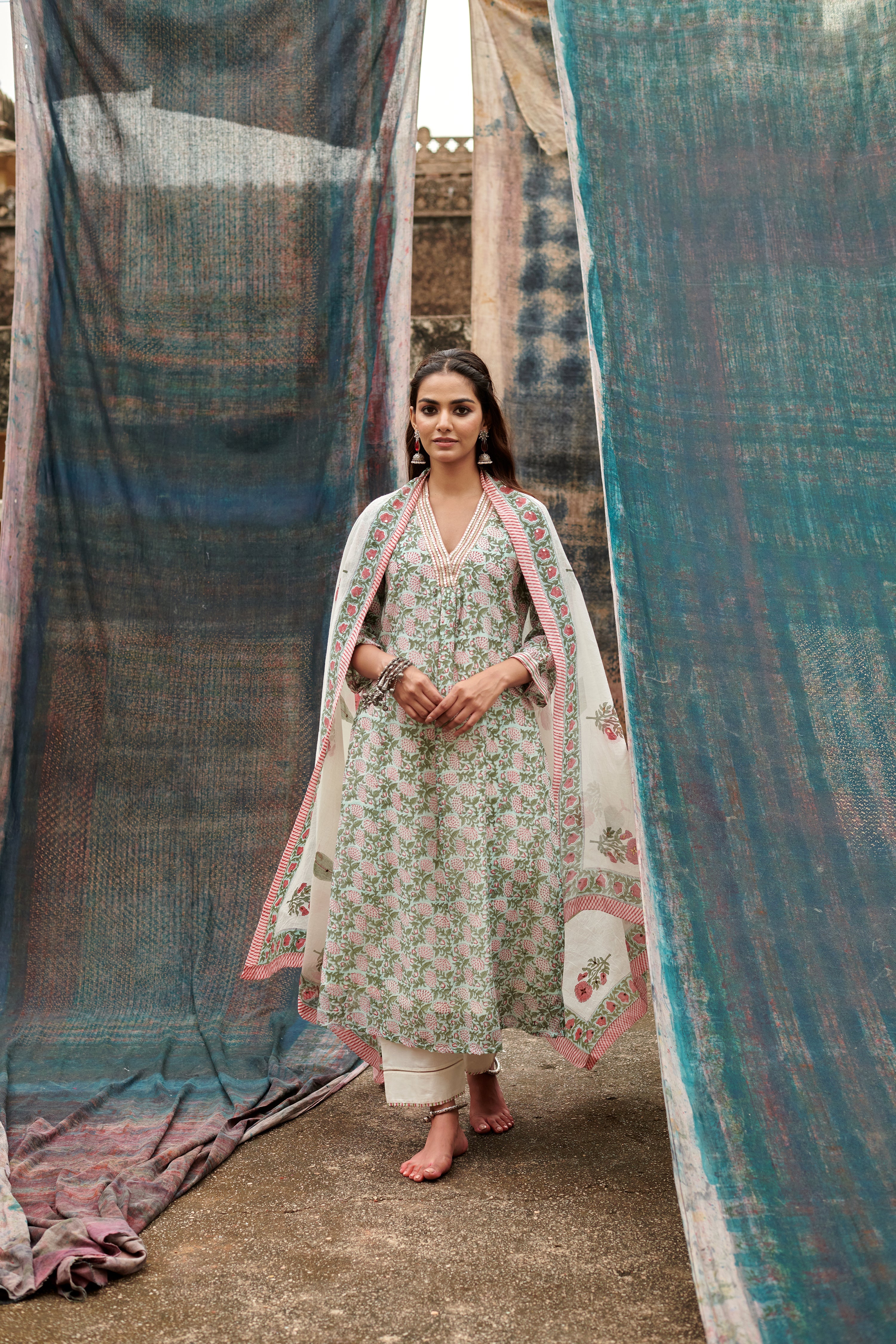 LIGHT GREEN JAAL PRINT CHANDERI  KURTA SET