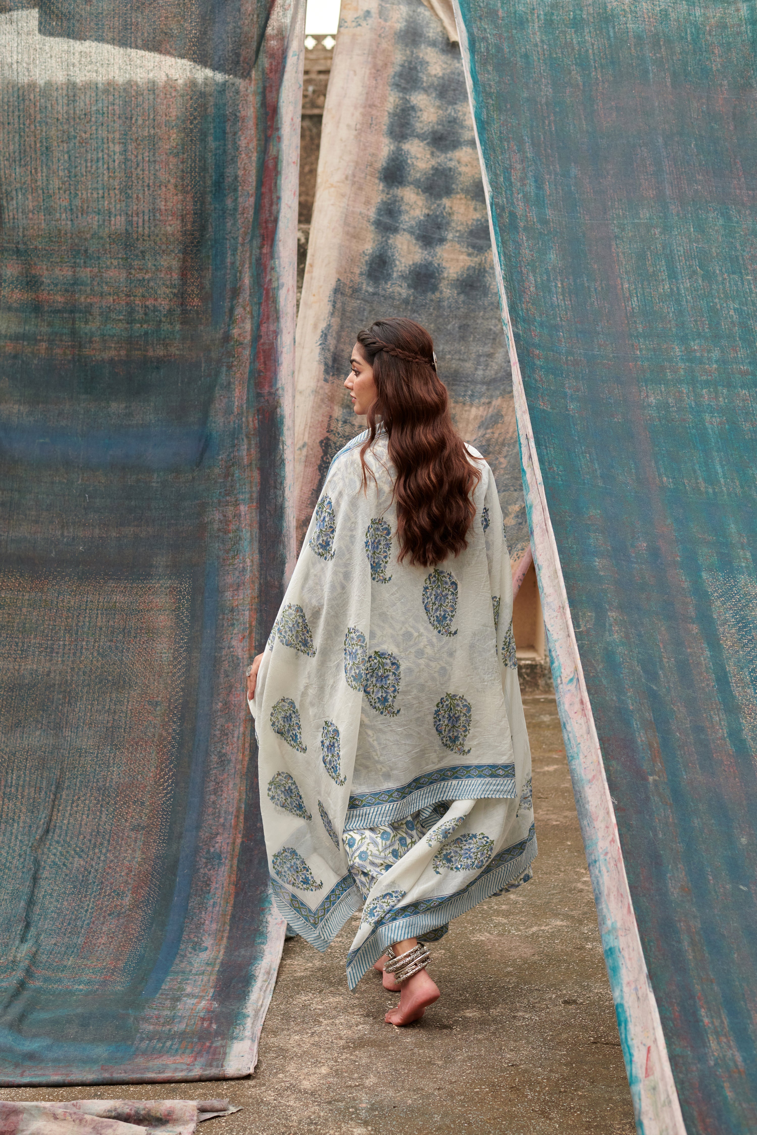 BLUE PRINT GATHERED KURTA SET