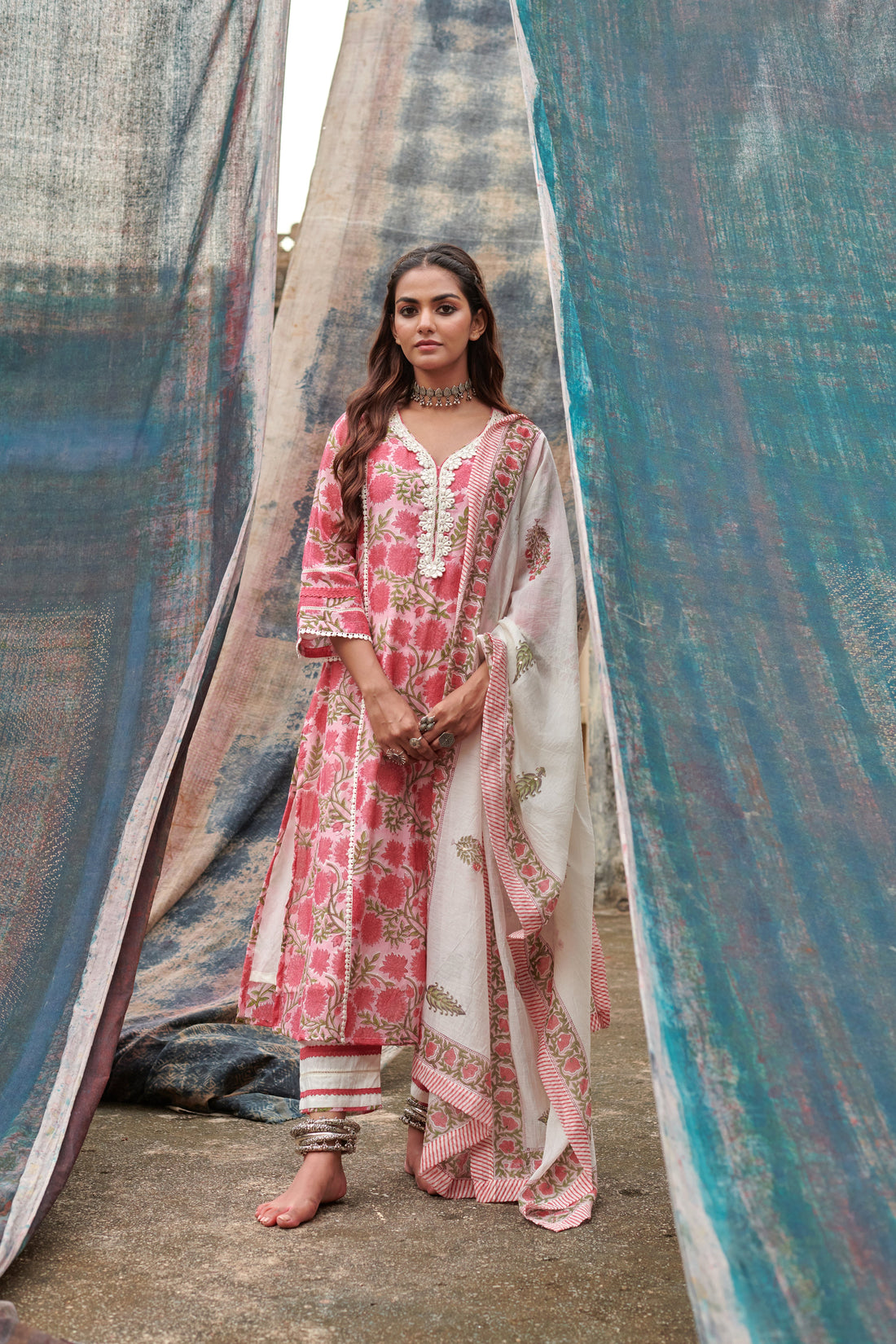 ROSE RED JAAL PRINT KURTA SET