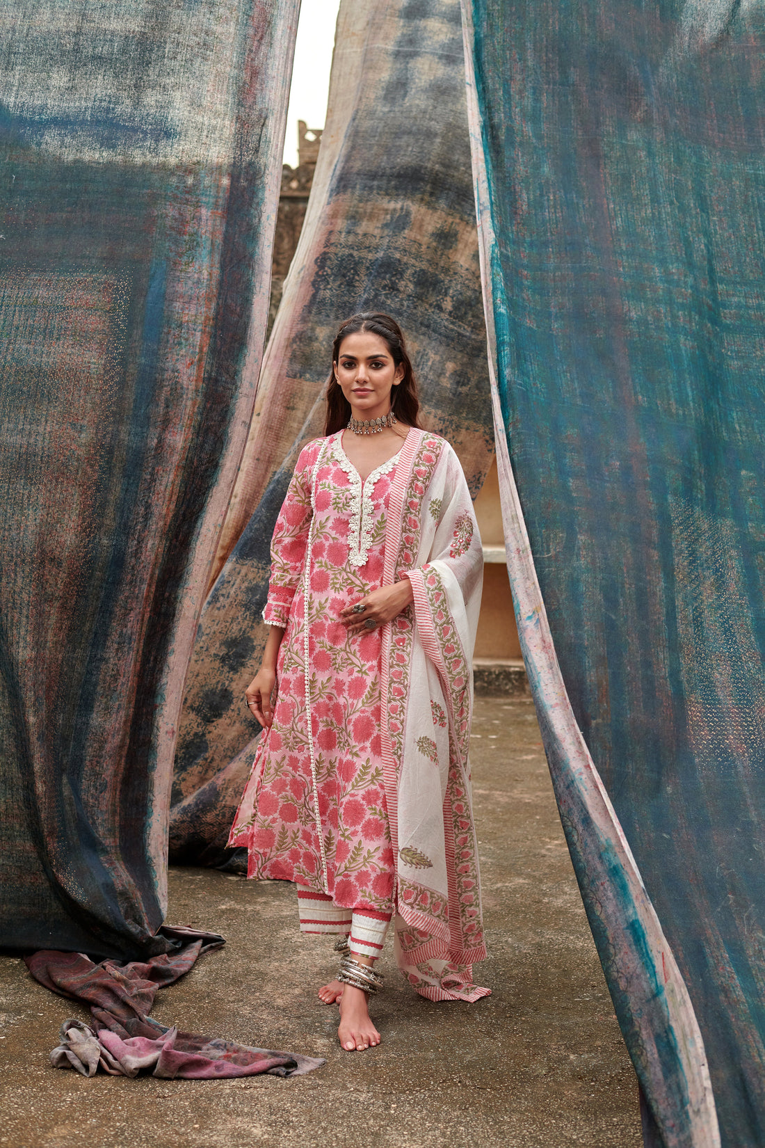 ROSE RED JAAL PRINT KURTA SET