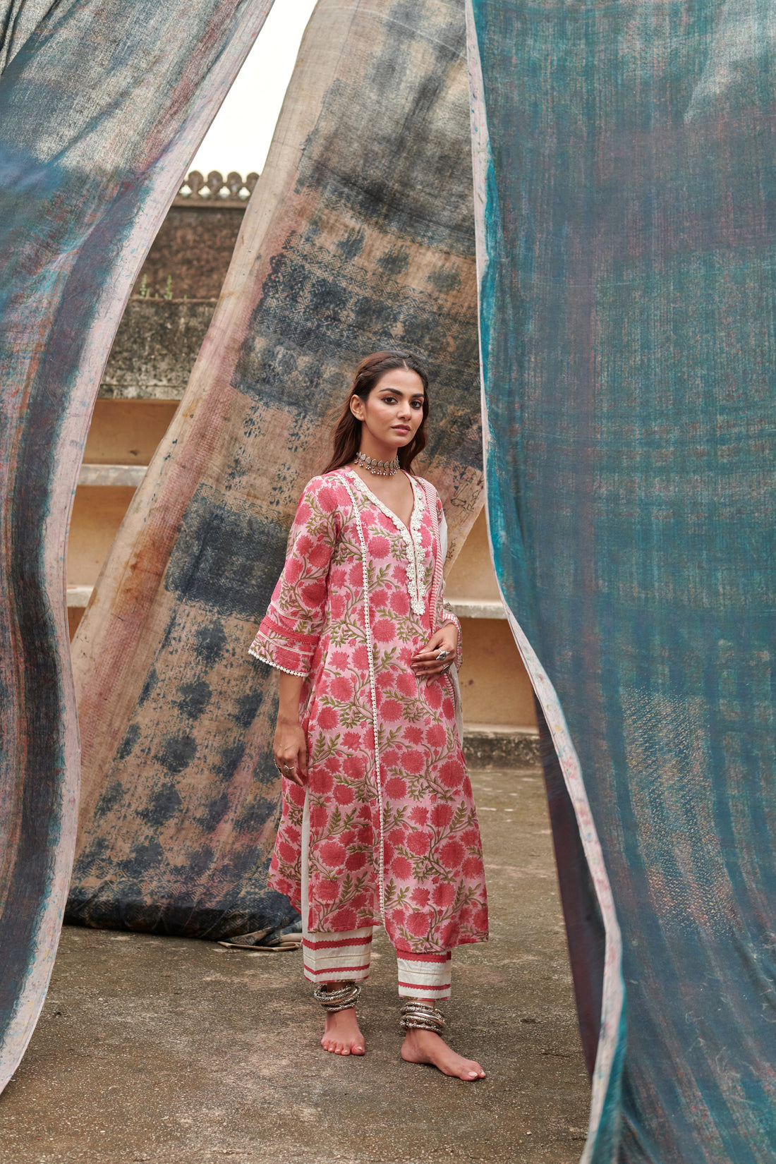 ROSE RED JAAL PRINT KURTA SET