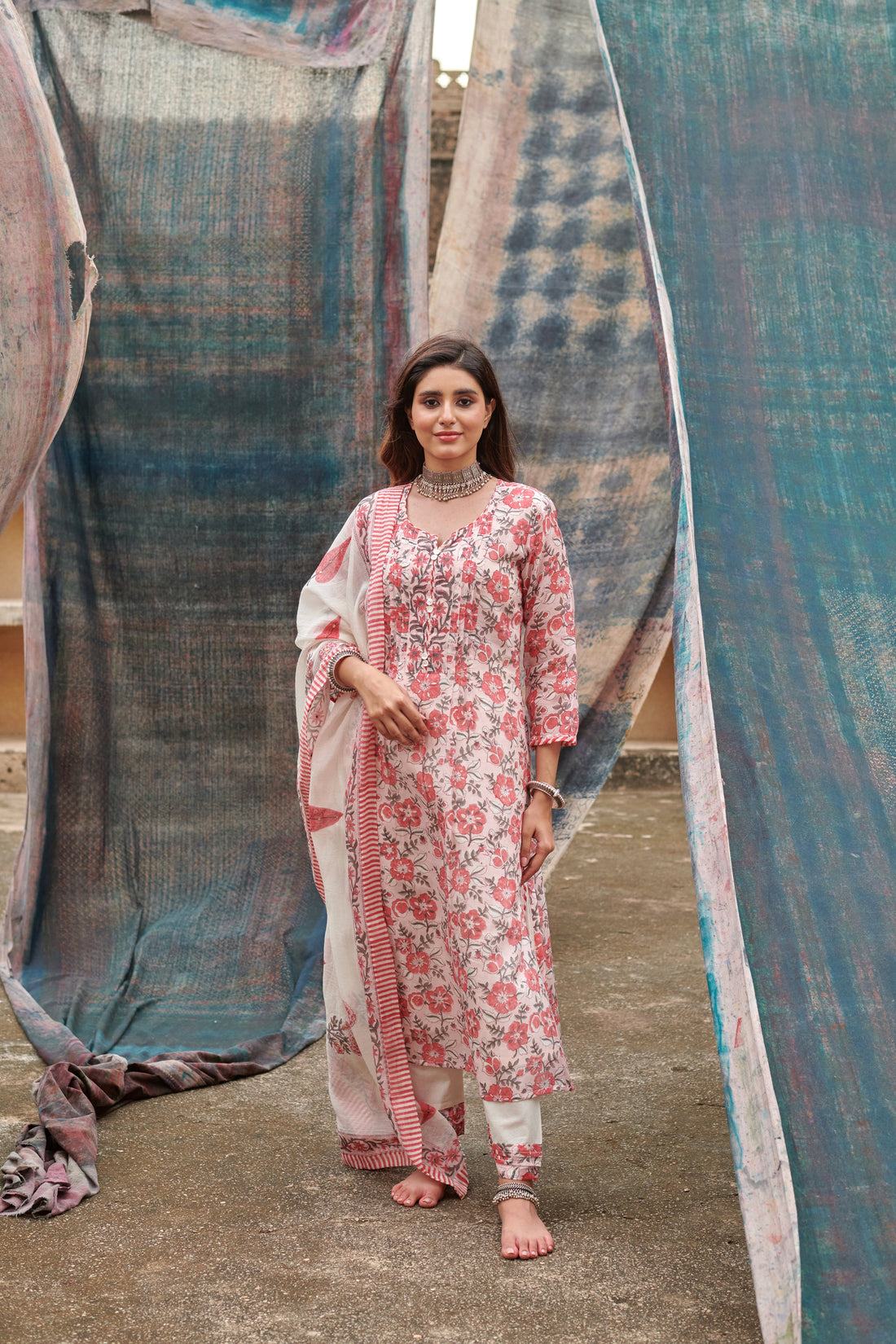 RED FLORAL JAAL PRINT KURTA SET