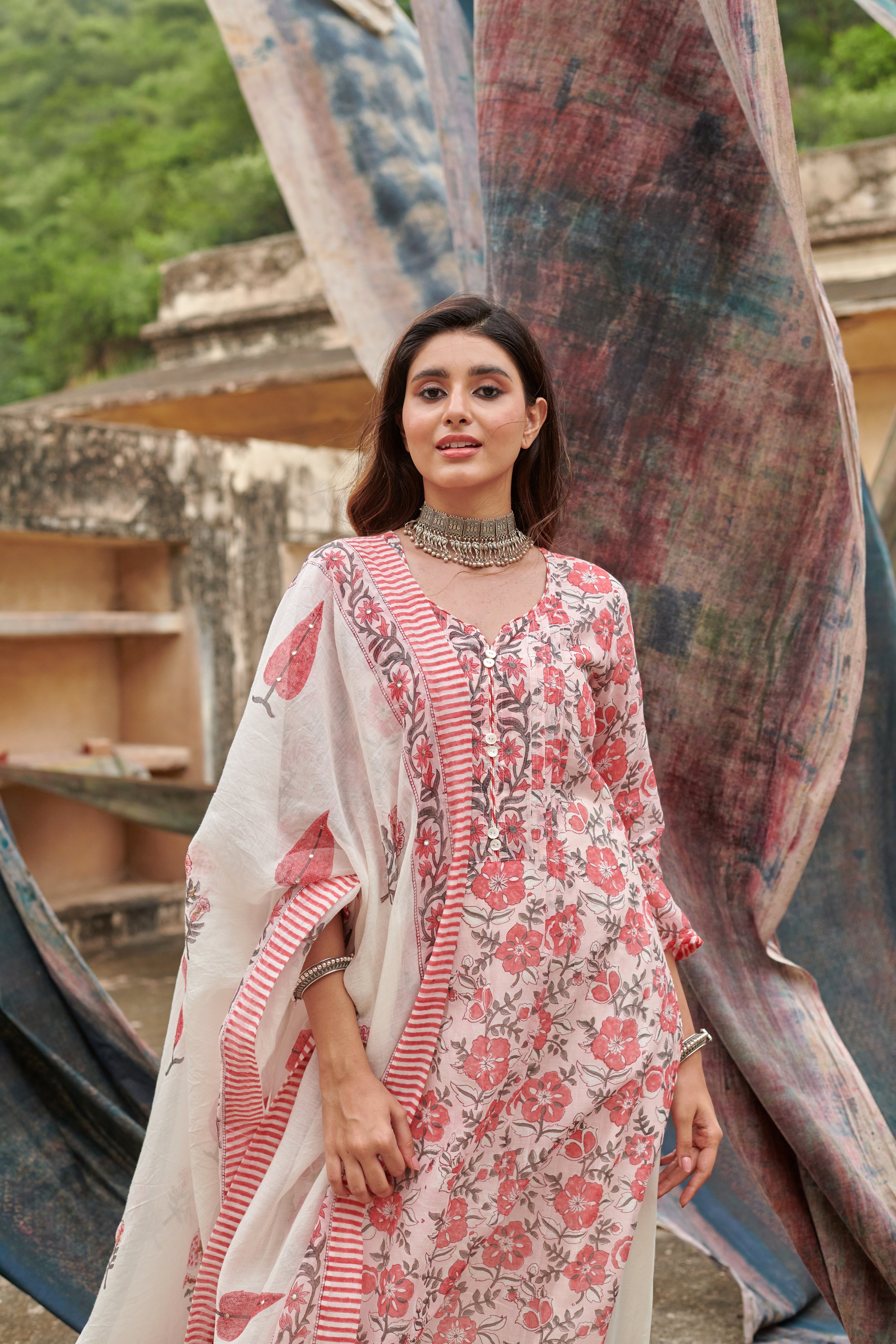 RED FLORAL JAAL PRINT KURTA SET