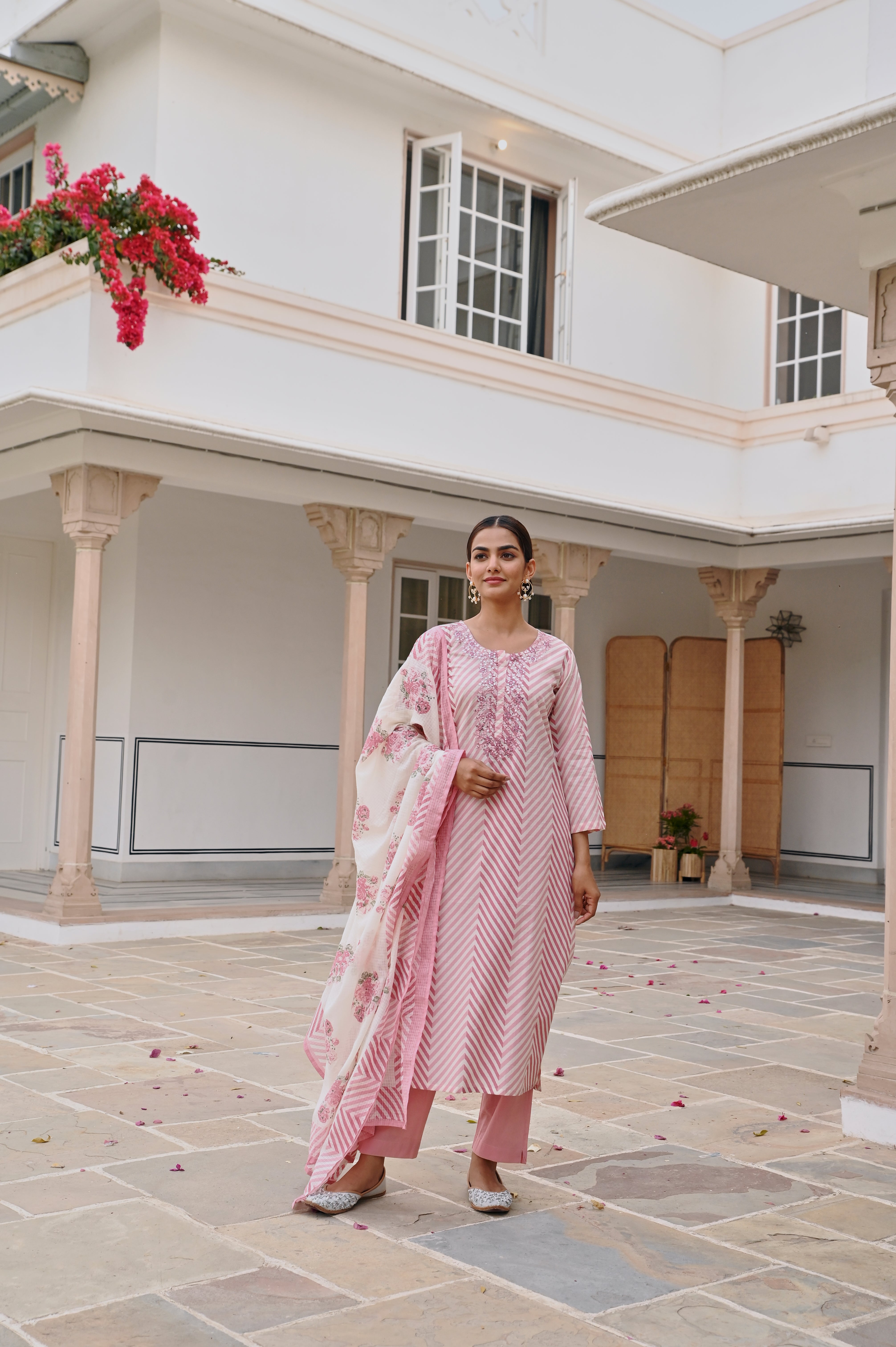 PINK THREAD EMBROIDERED LEHARIYA KURTA SET