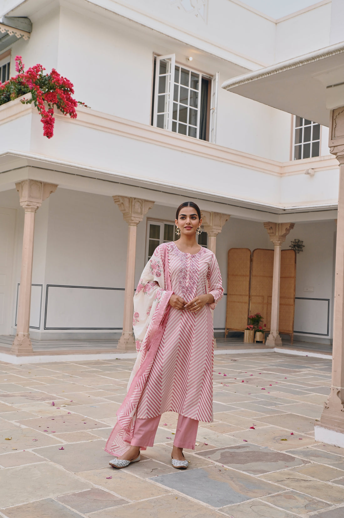 PINK THREAD EMBROIDERED LEHARIYA KURTA SET