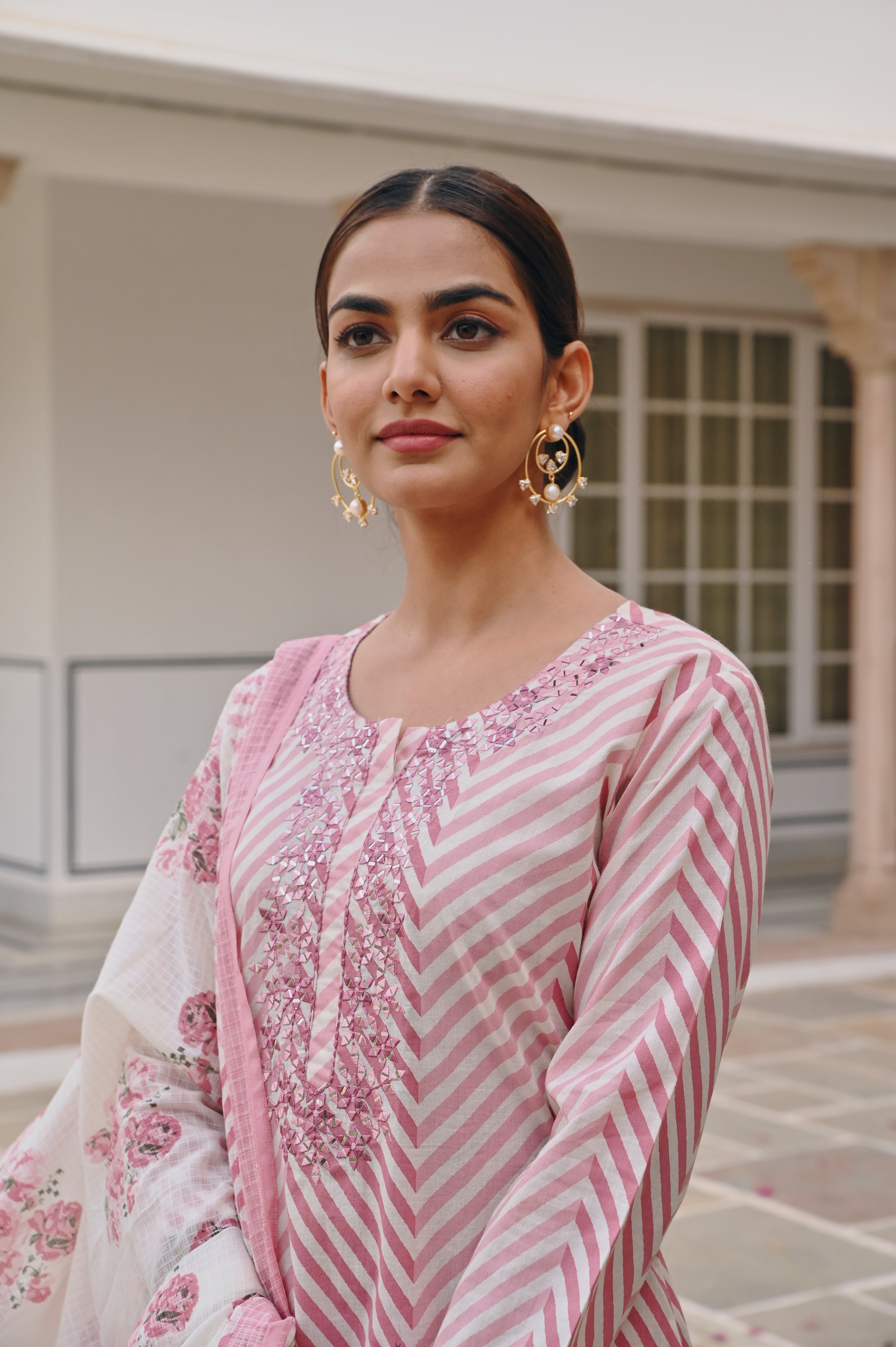 PINK THREAD EMBROIDERED LEHARIYA KURTA SET
