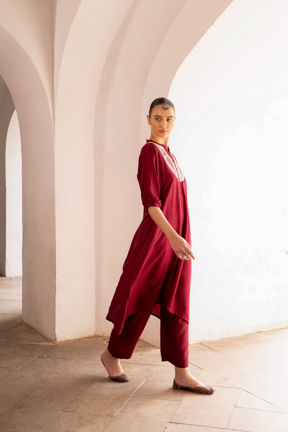 WINE EMBROIDERED DOLA SILK KURTA SET