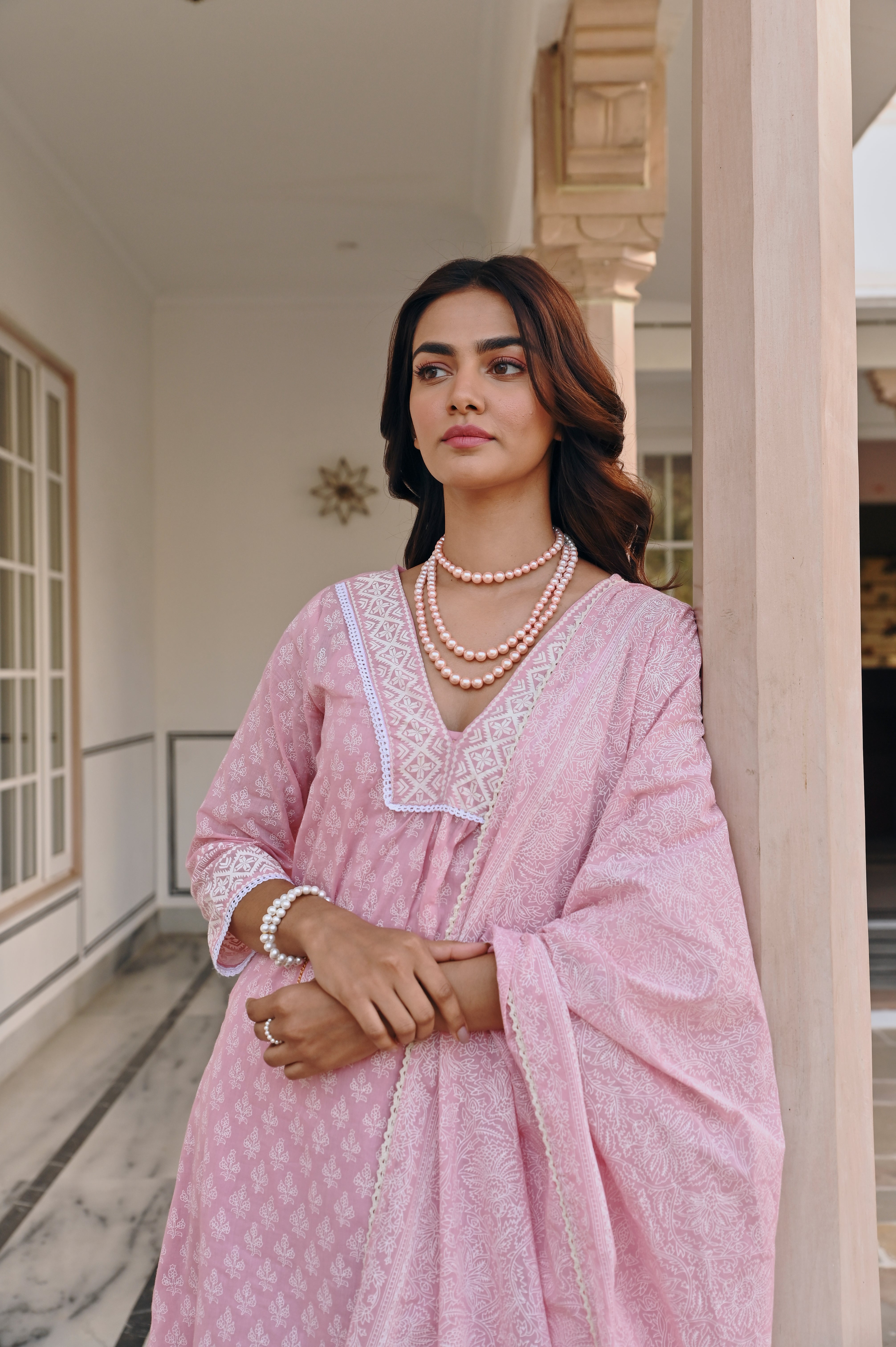 PINK V-NECK KURTA SET