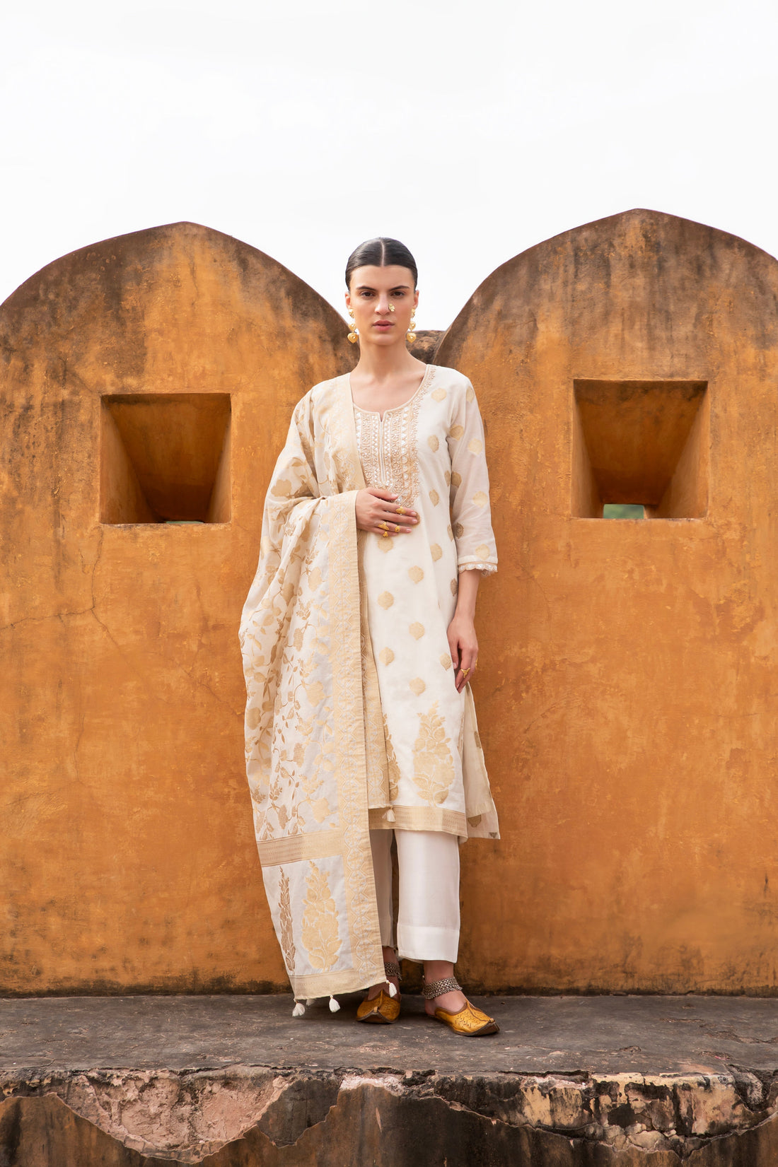 CREAM PURE CHANDERI BANARASI KURTA SET