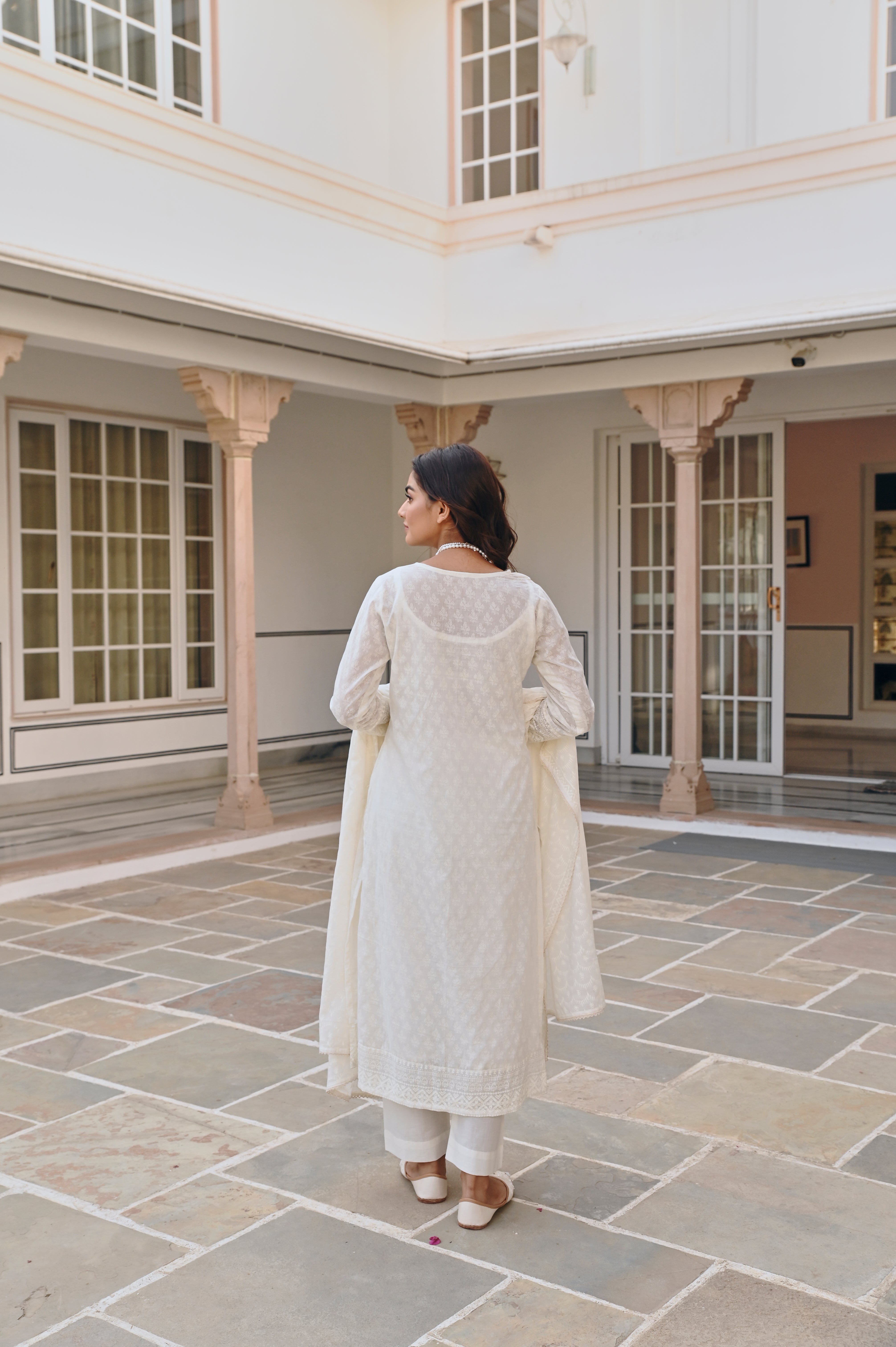 CREAM V-NECK KURTA SET