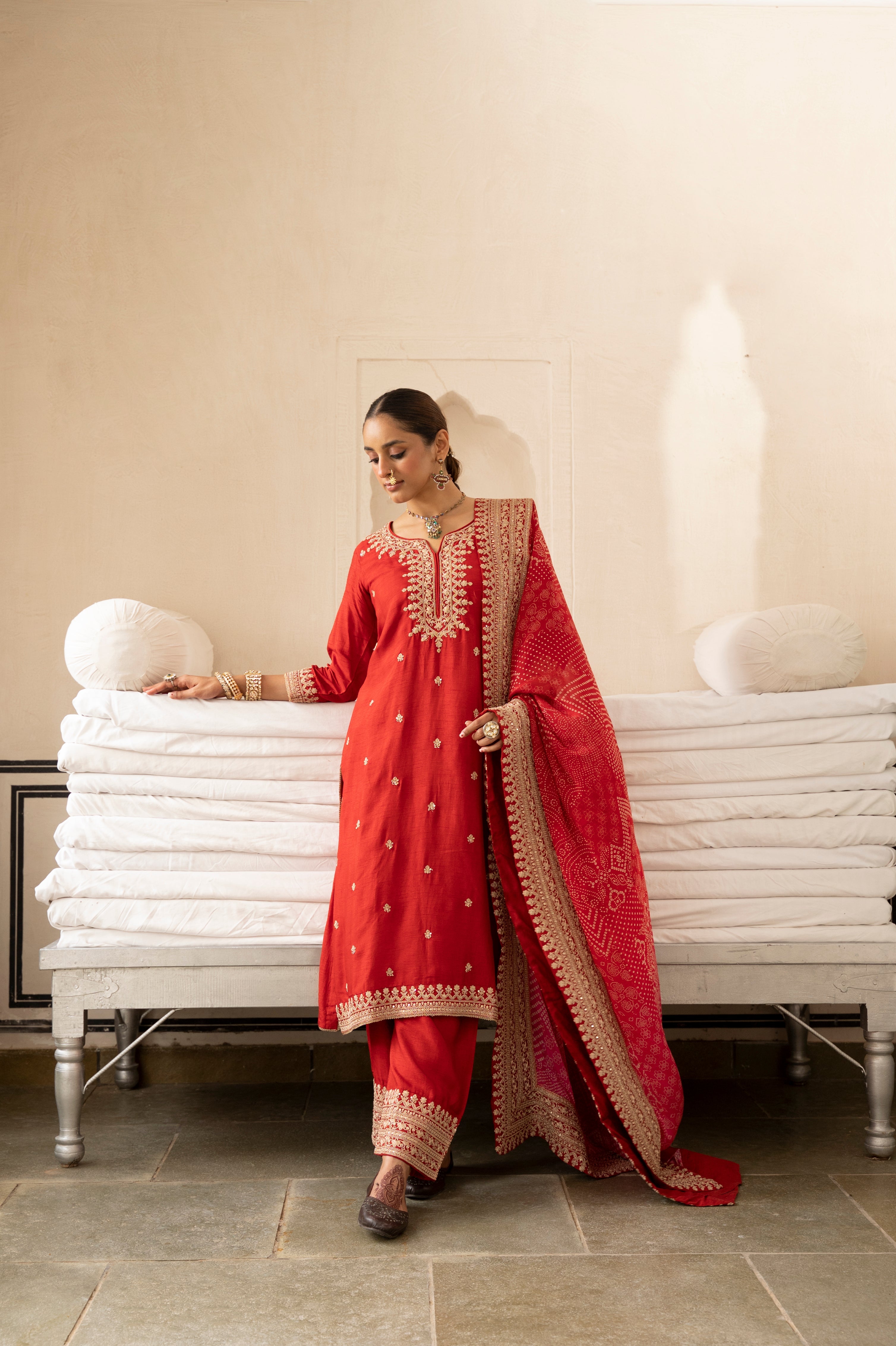Red Pure Dola Silk Kurta Set With Bandhani Dupatta