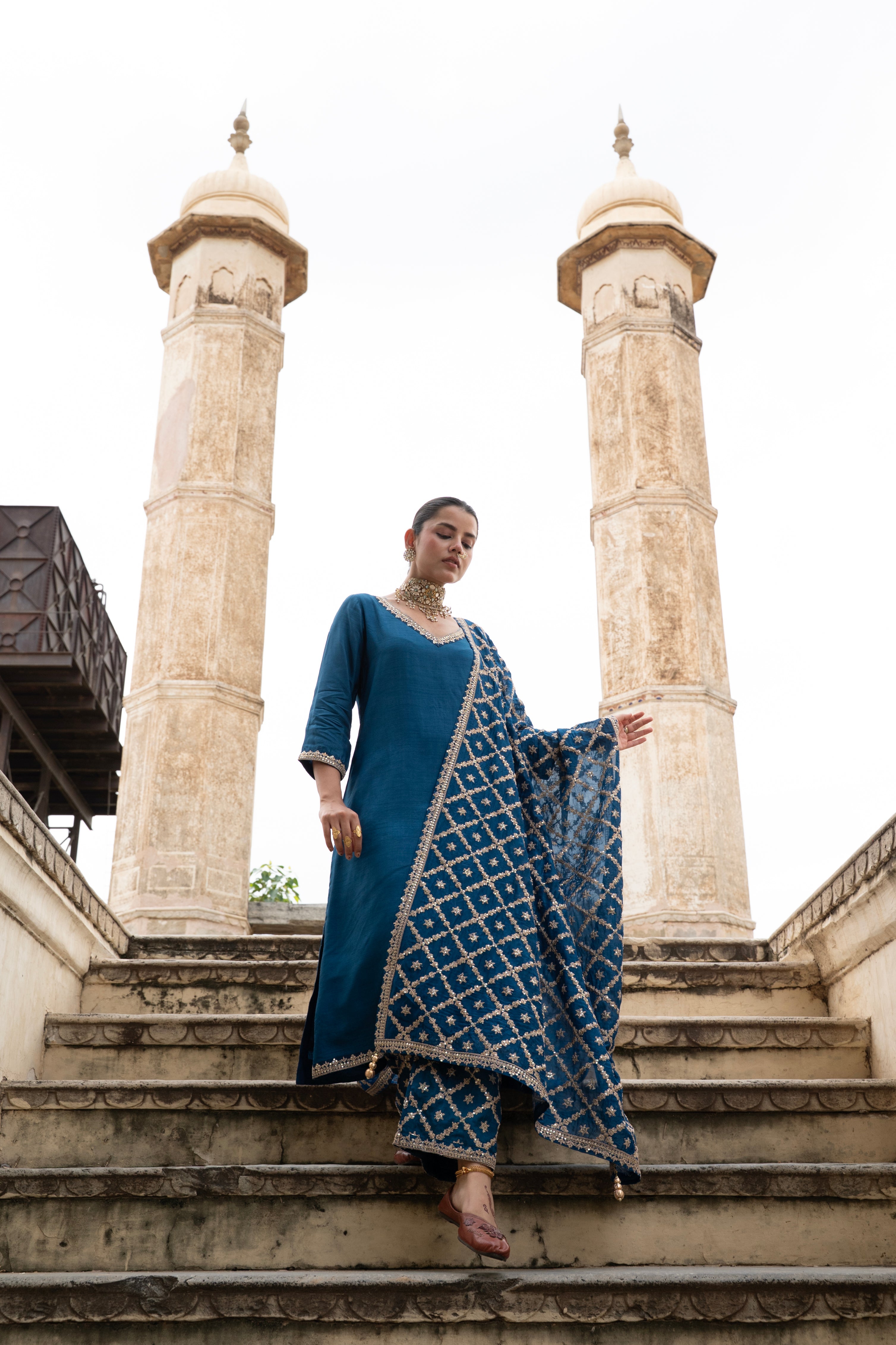 INDIGO BLUE PURE DOLA SILK EMBROIDERED KURTA SET