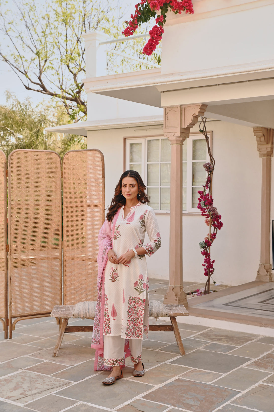 LIGHT RED PLACEMENT HANDBLOCK KURTA SET