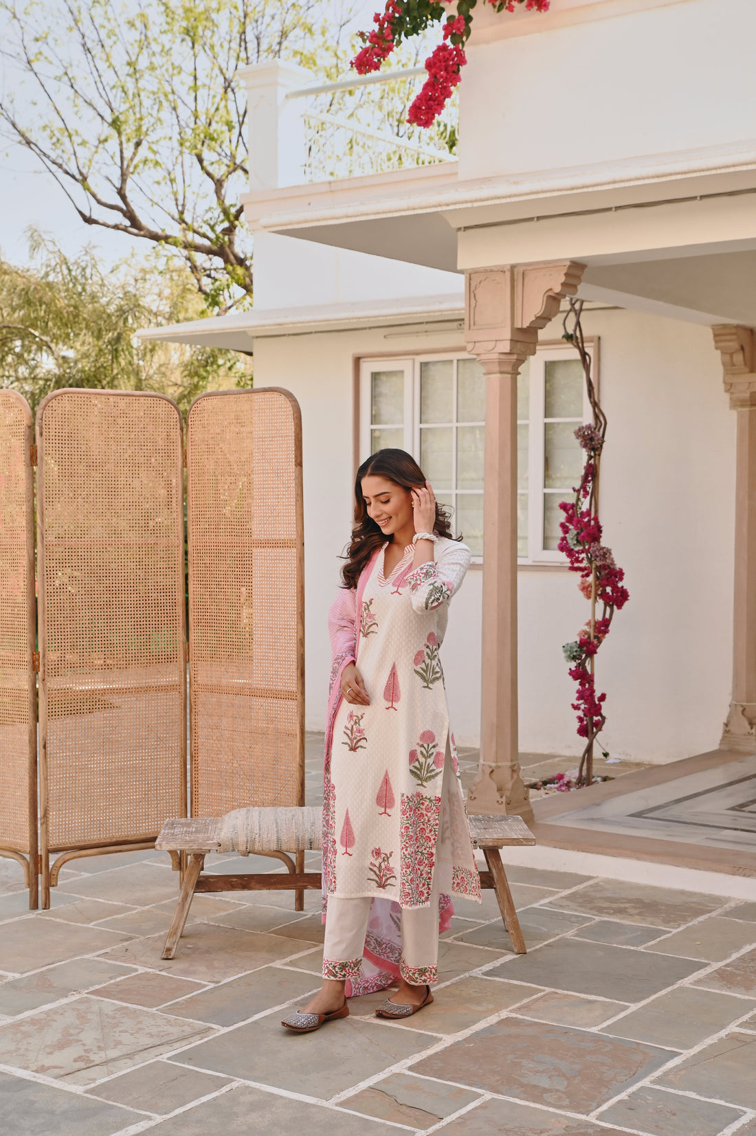 LIGHT RED PLACEMENT HANDBLOCK KURTA SET