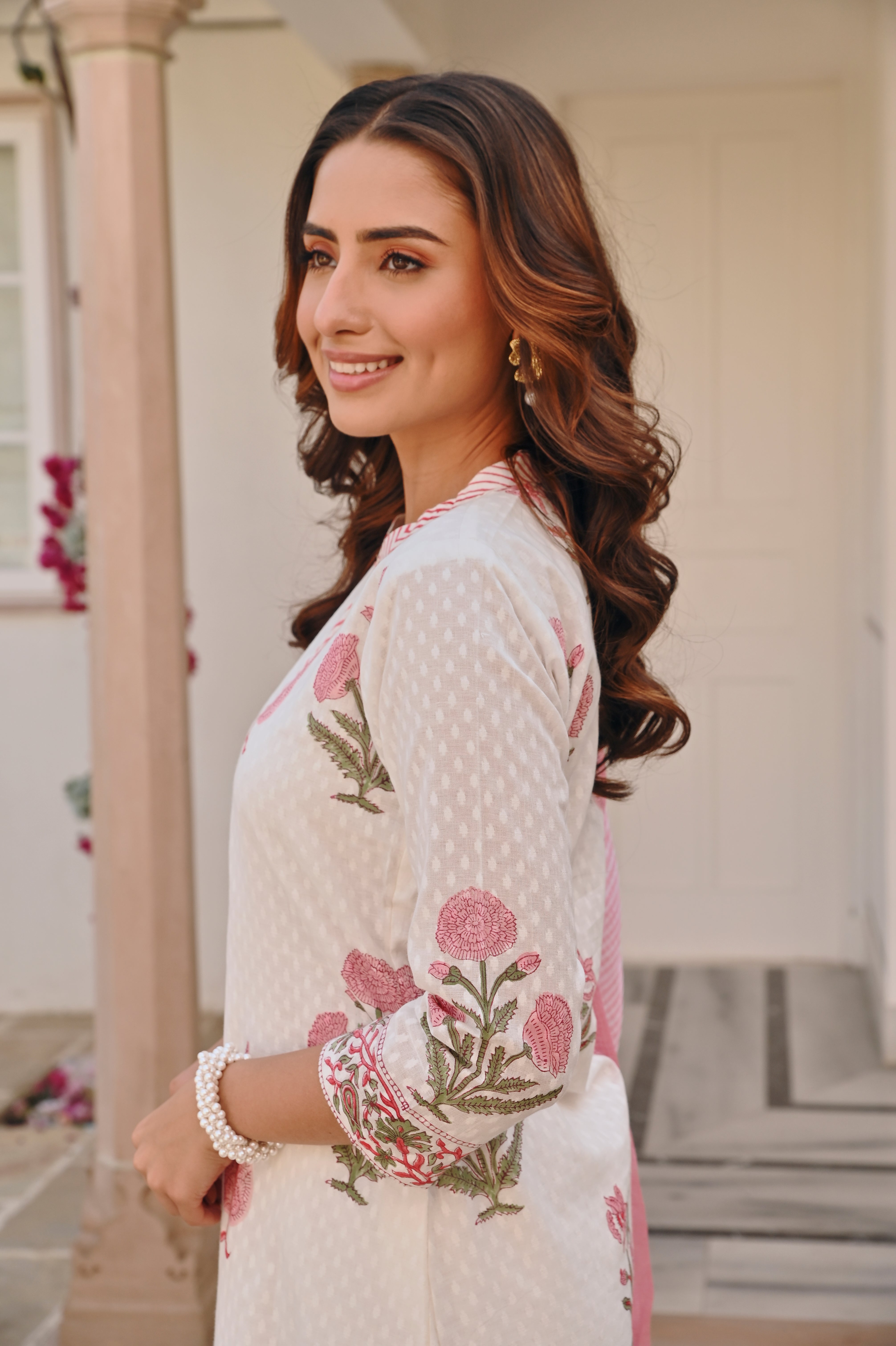 LIGHT RED PLACEMENT HANDBLOCK KURTA SET