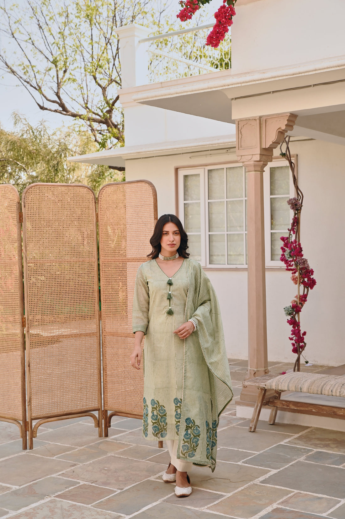 STRIPED BLOCK PRINT BLUE FLORAL KURTA SET
