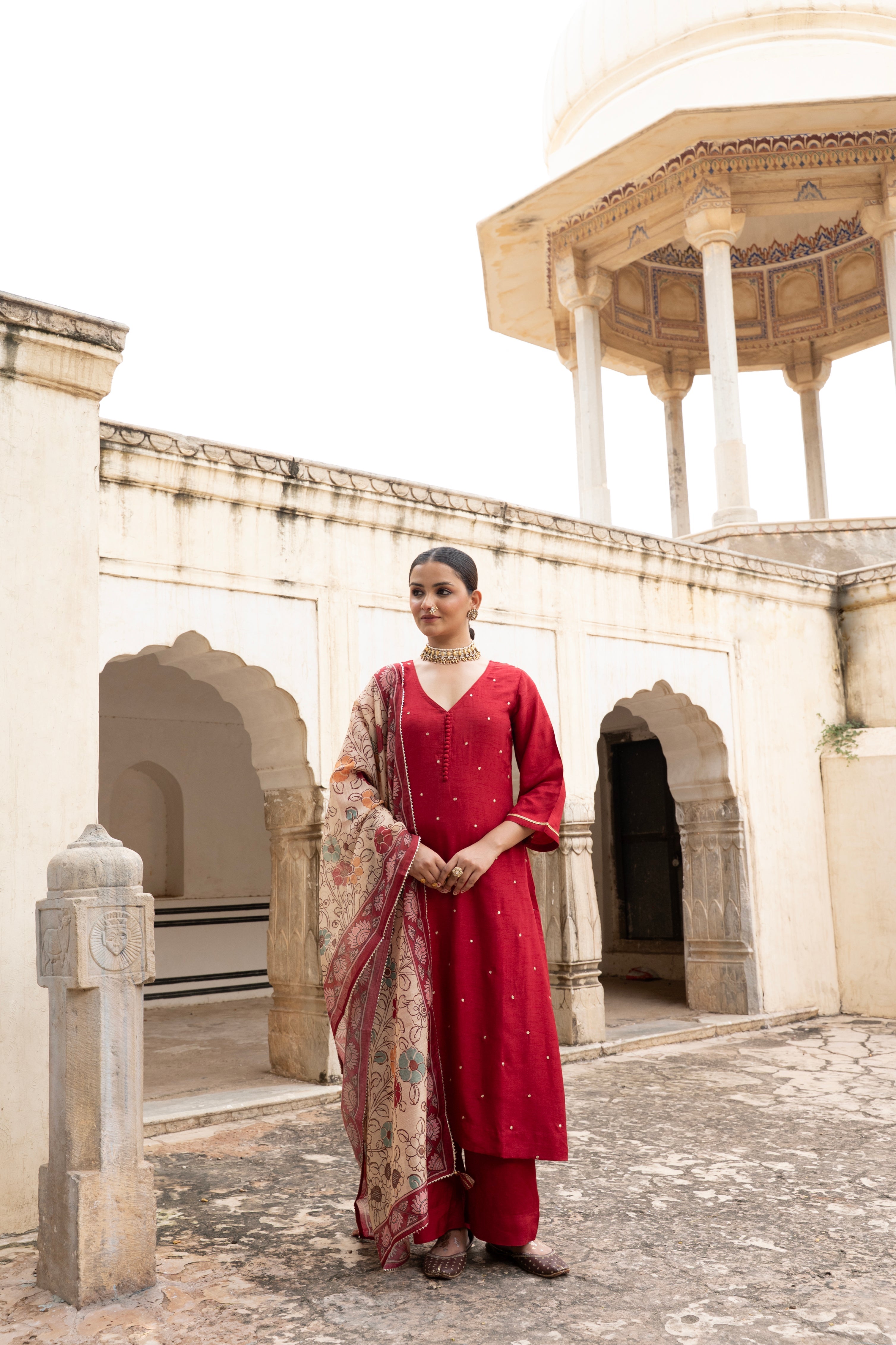MAROON PURE DOLA SILK EMBROIDERED KURTA SET