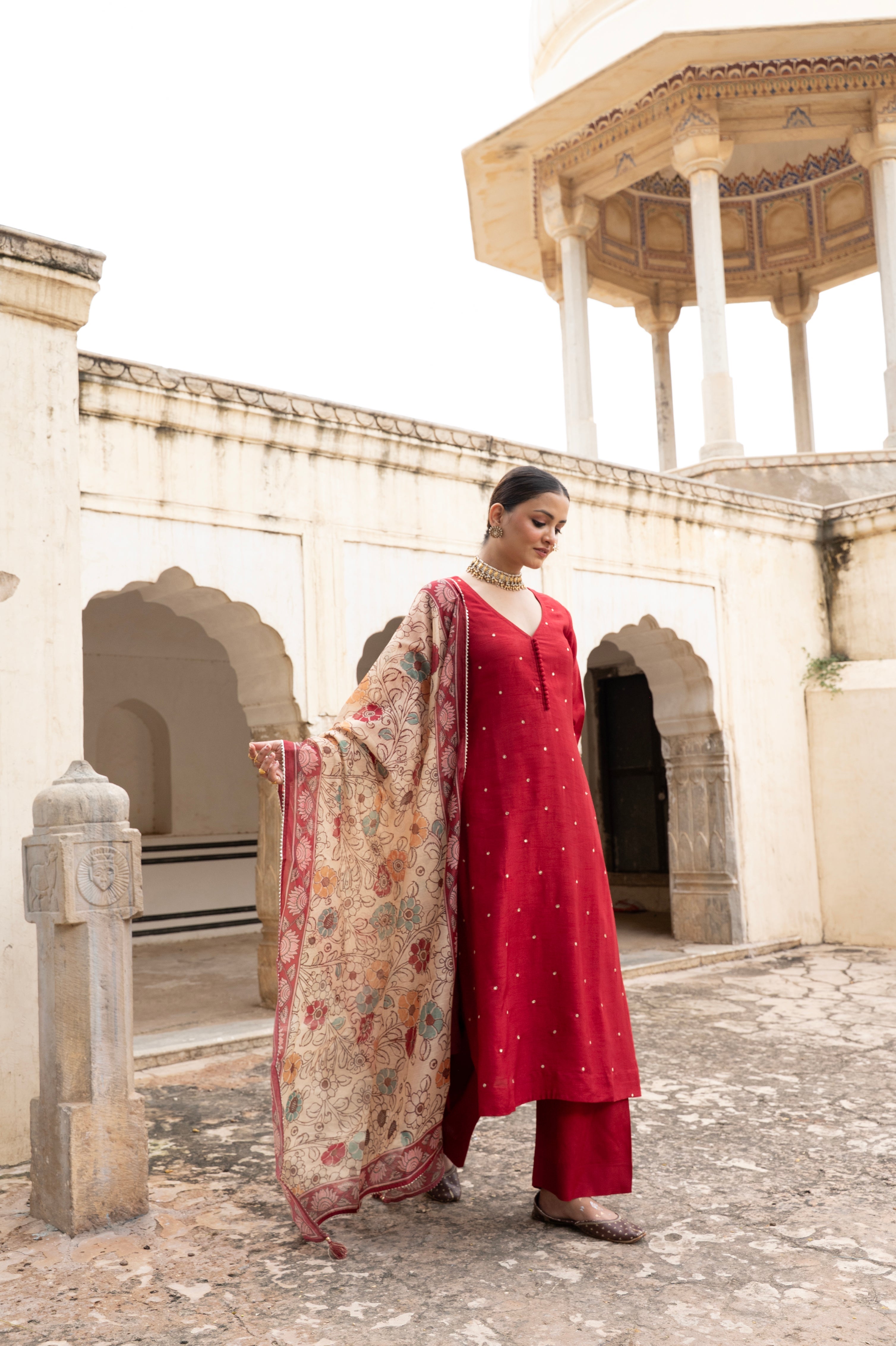 MAROON PURE DOLA SILK EMBROIDERED KURTA SET