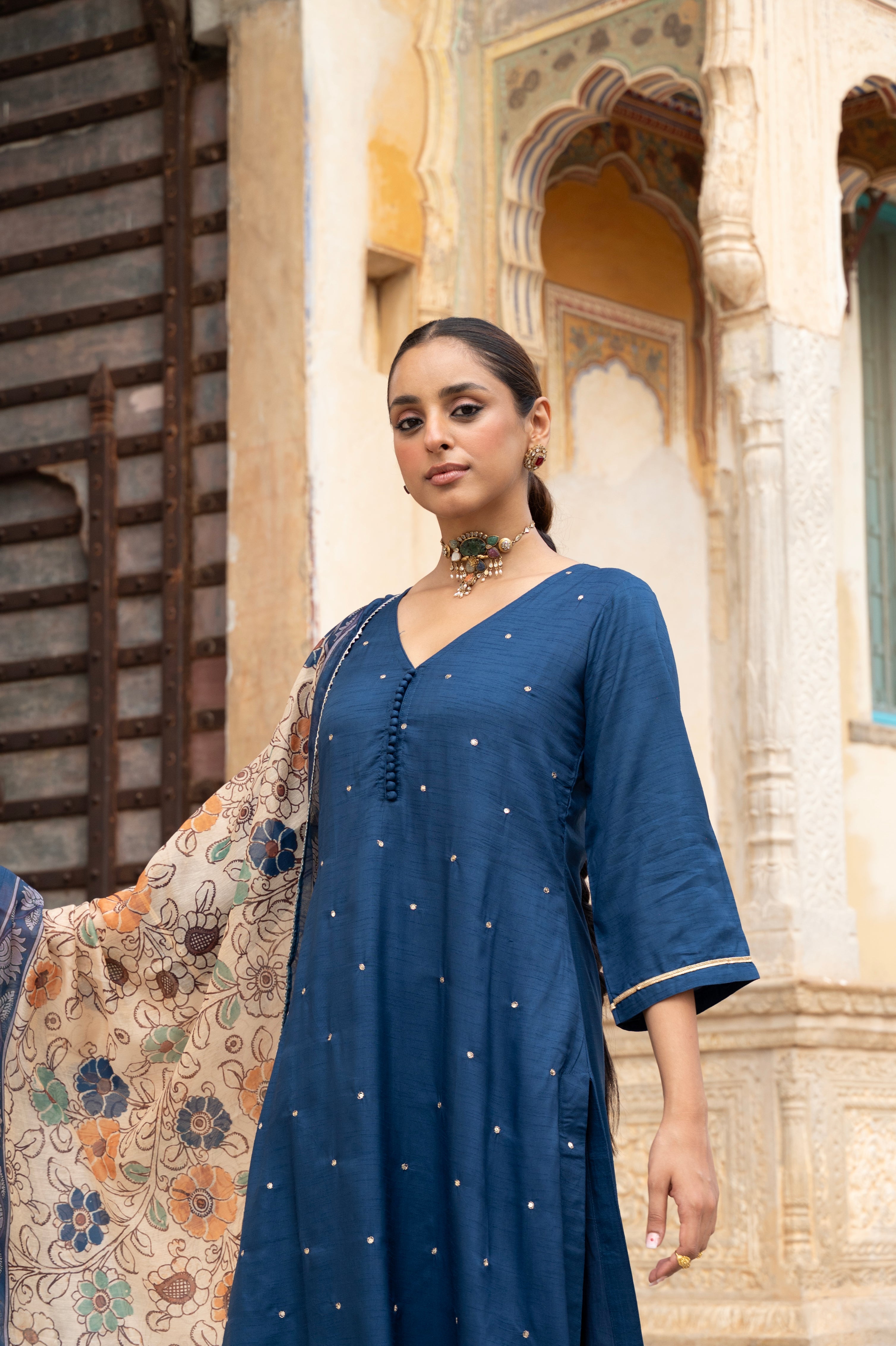 ROYAL BLUE PURE DOLA SILK EMBROIDERED KURTA SET