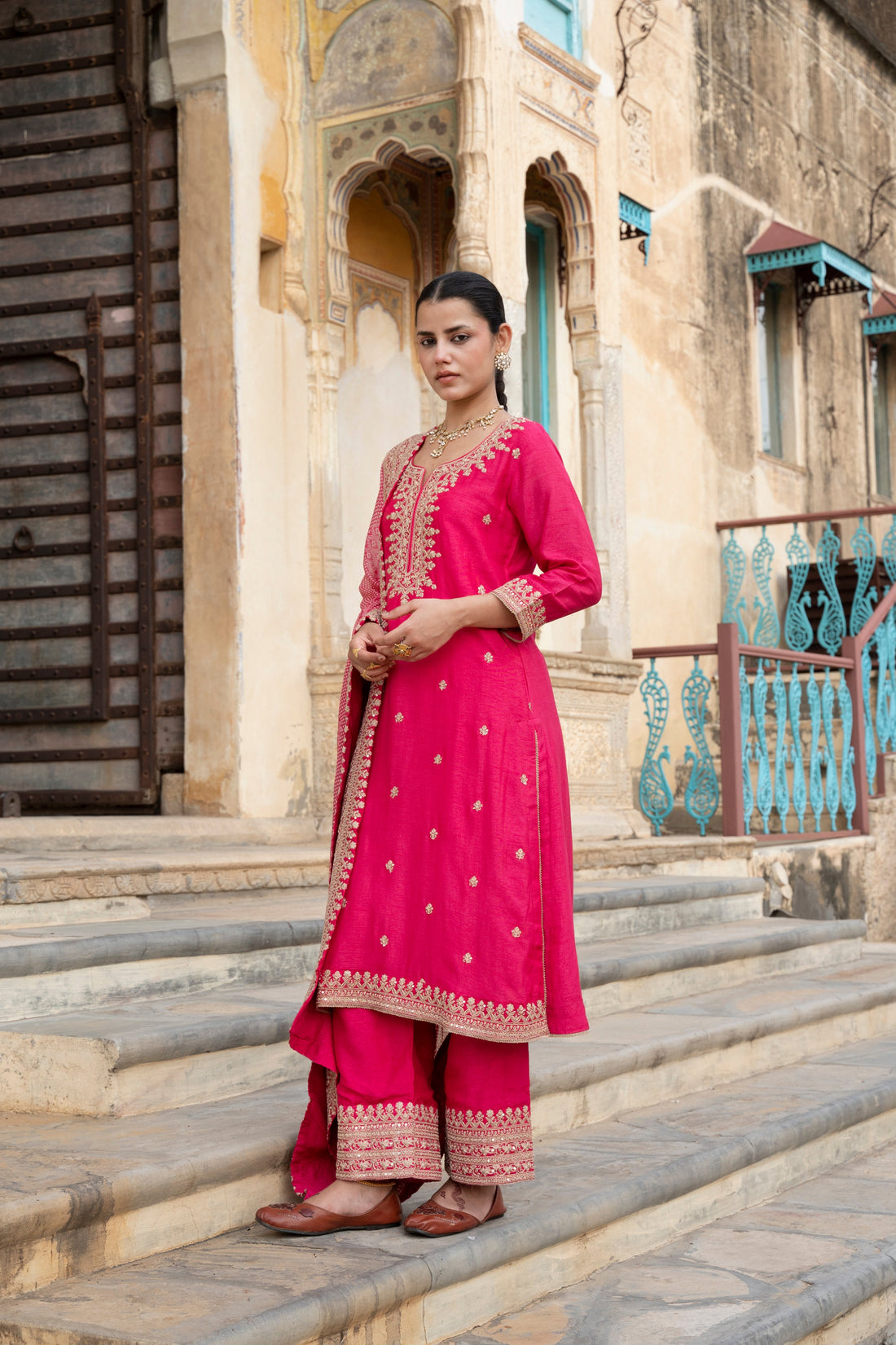Pink  Pure Dola Silk Kurta Set With Bandhani Dupatta