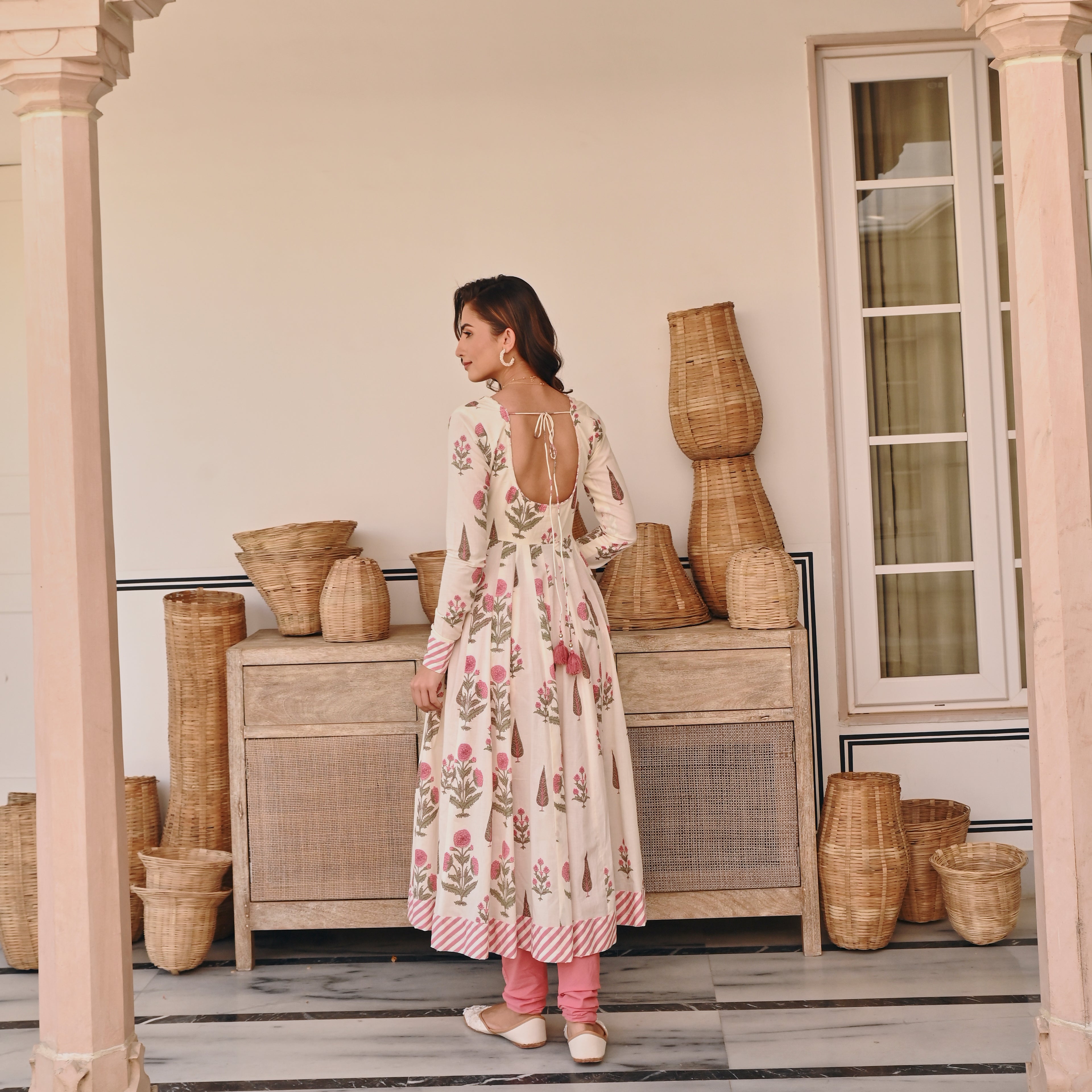 PINK BUTTA PRINT ANARKALI