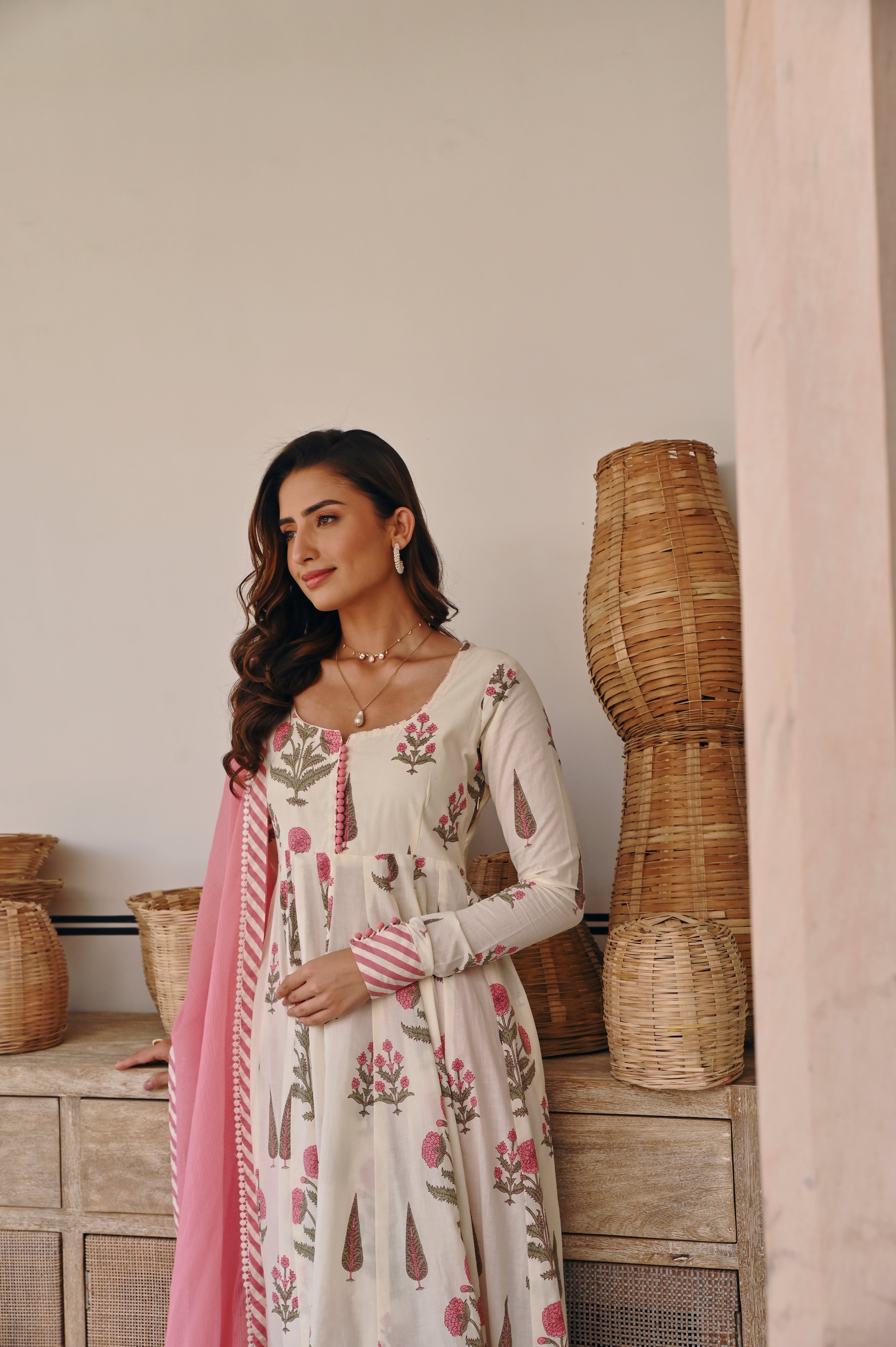 PINK BUTTA PRINT ANARKALI