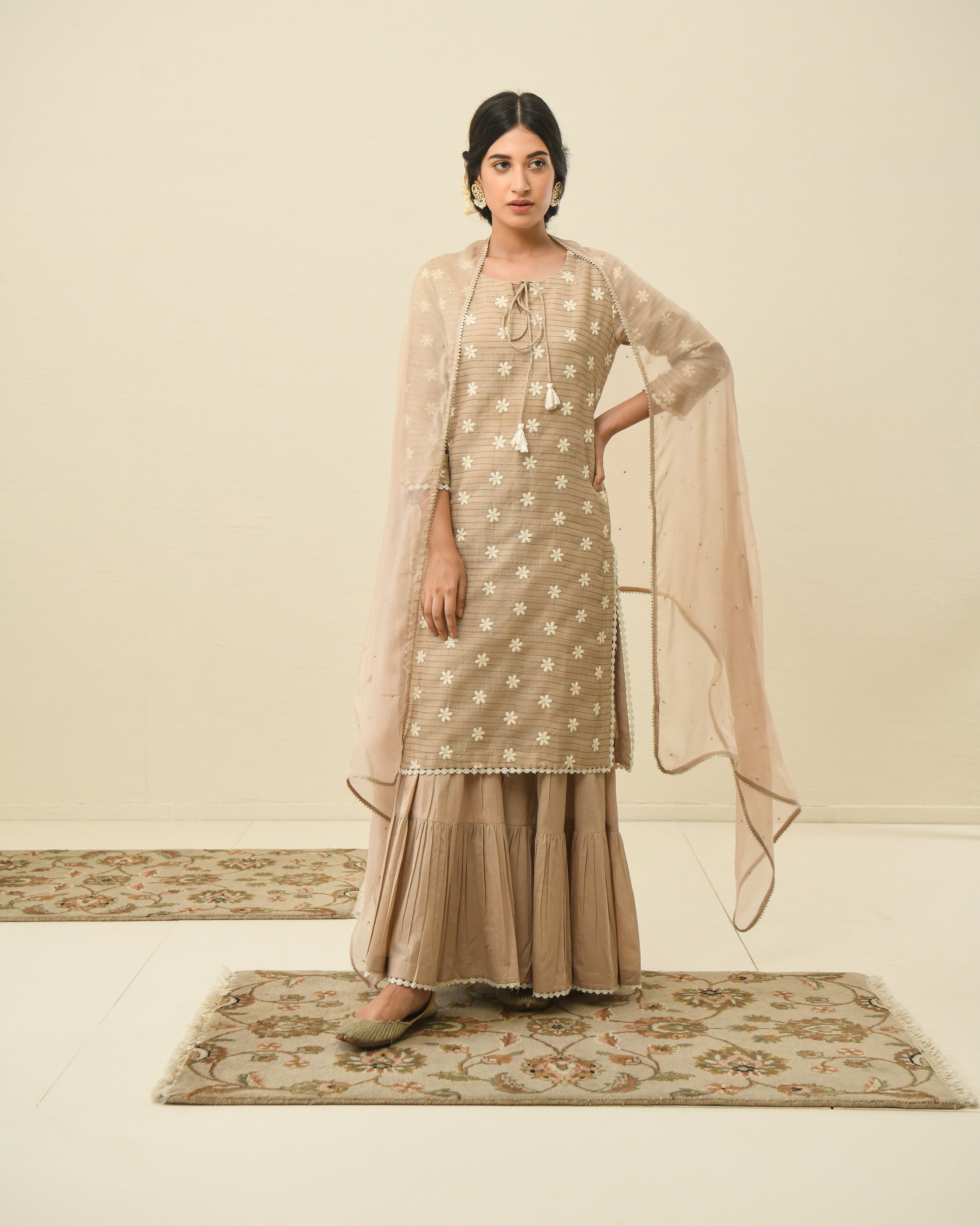 NAZAM BEIGE KURTA SET