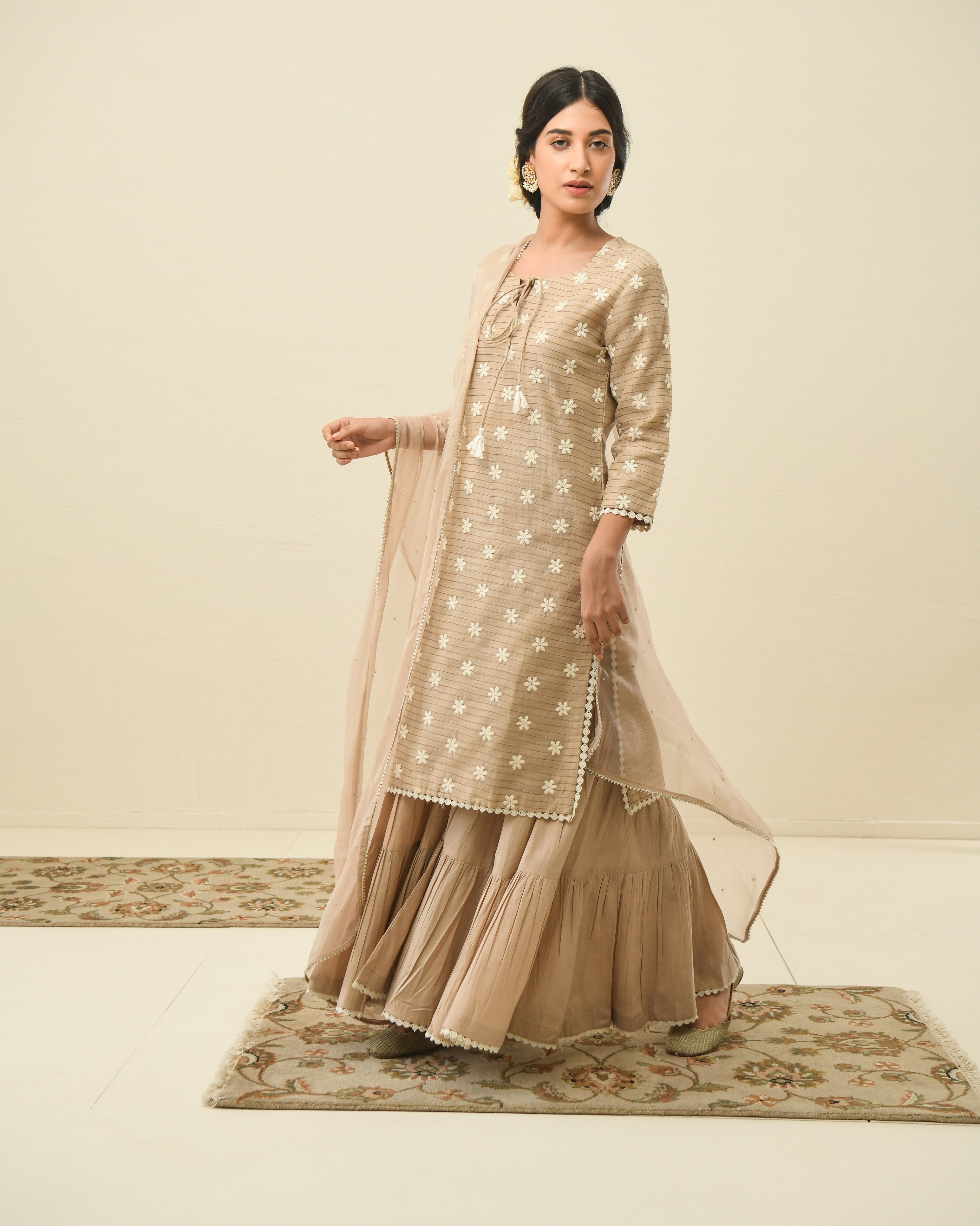 NAZAM BEIGE KURTA SET