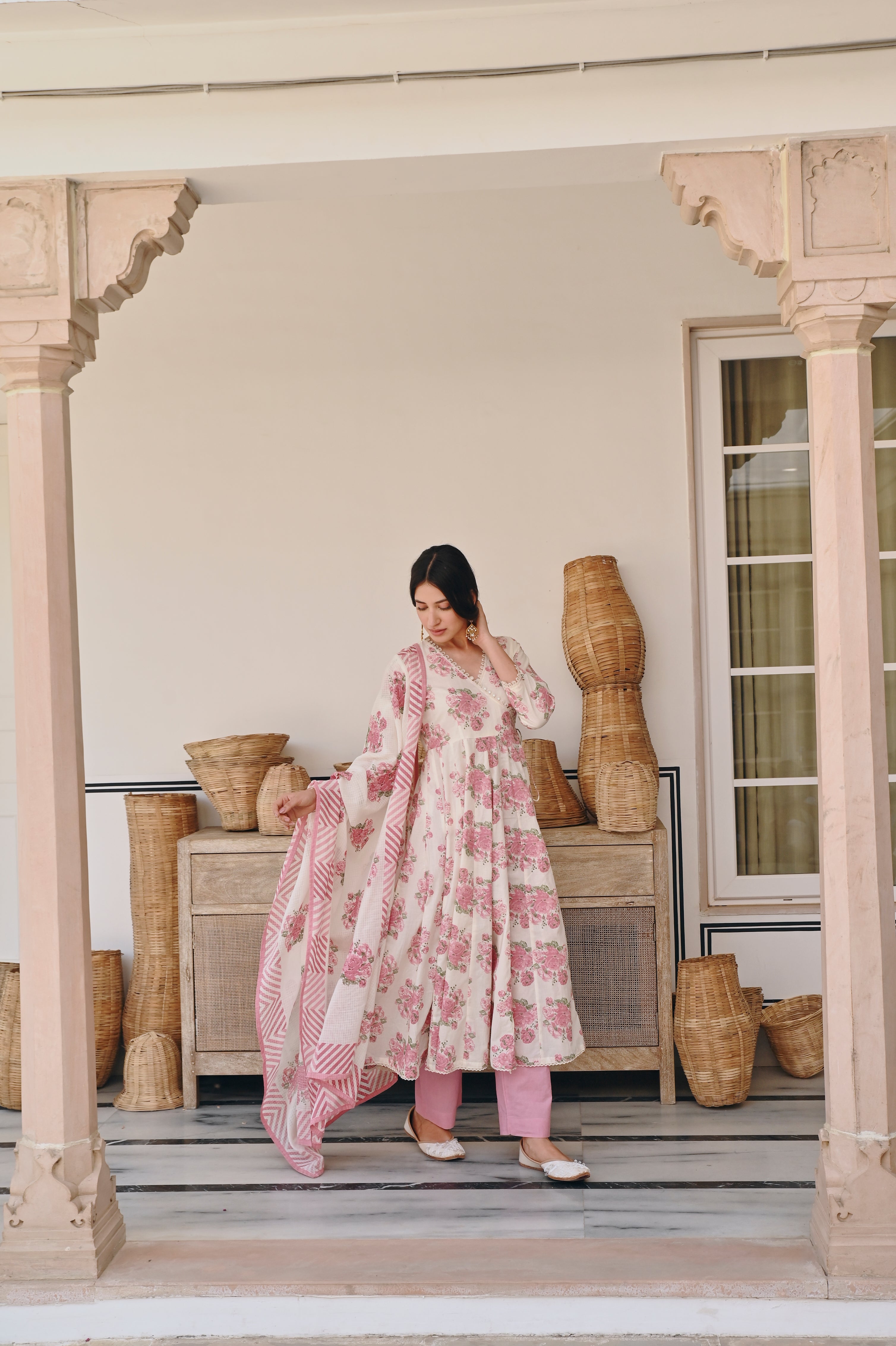 PINK FLORAL PRINTED ANARKALI SET
