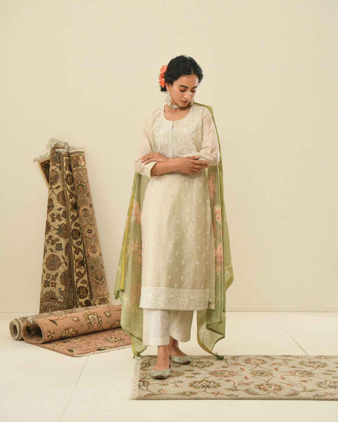 CREAM NAZAM KURTA SET WITH PRINTED DUPATTA