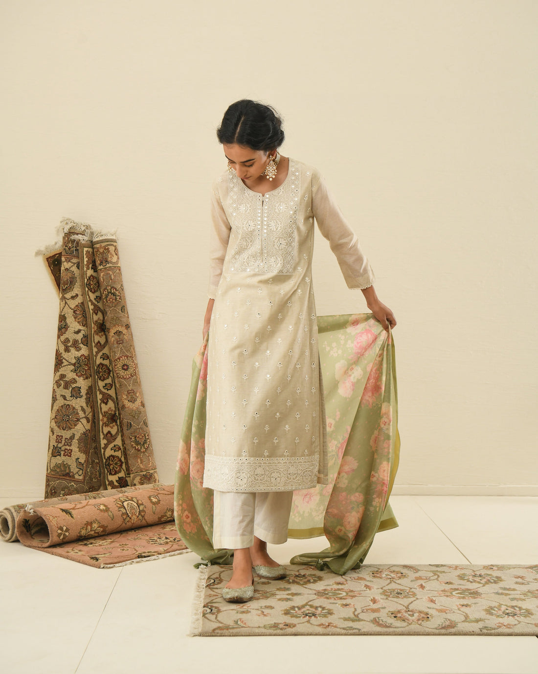 CREAM NAZAM KURTA SET WITH PRINTED DUPATTA