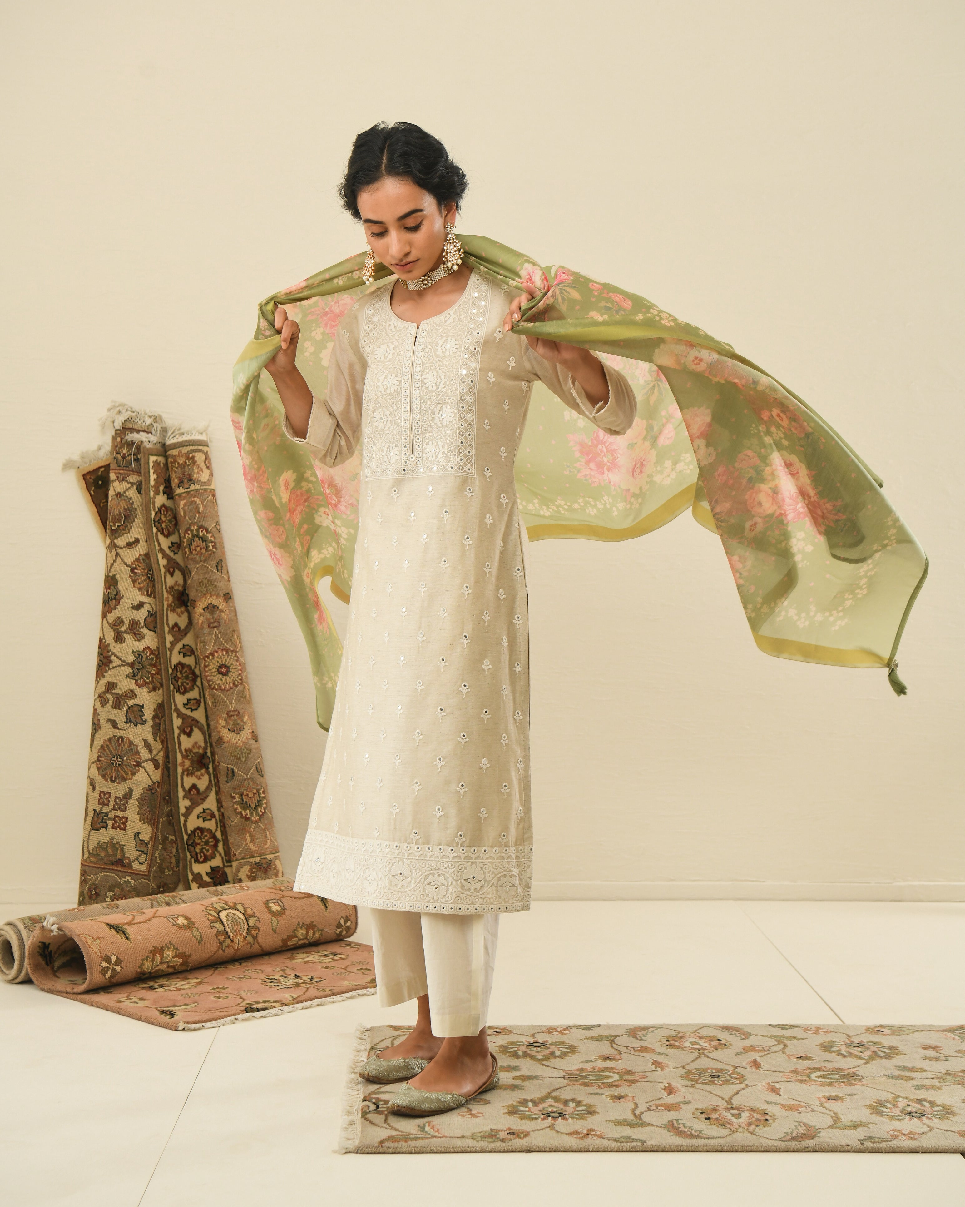 CREAM NAZAM KURTA SET WITH PRINTED DUPATTA