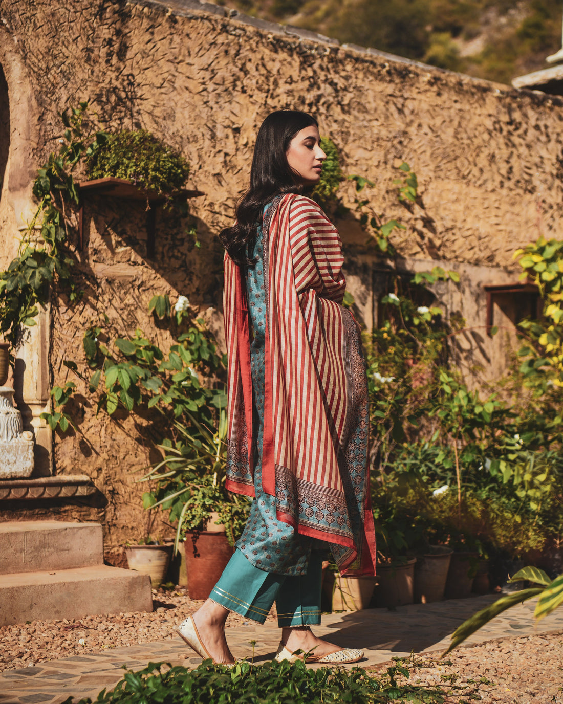 TURQUOISE GOTA PATTI KURTA SET
