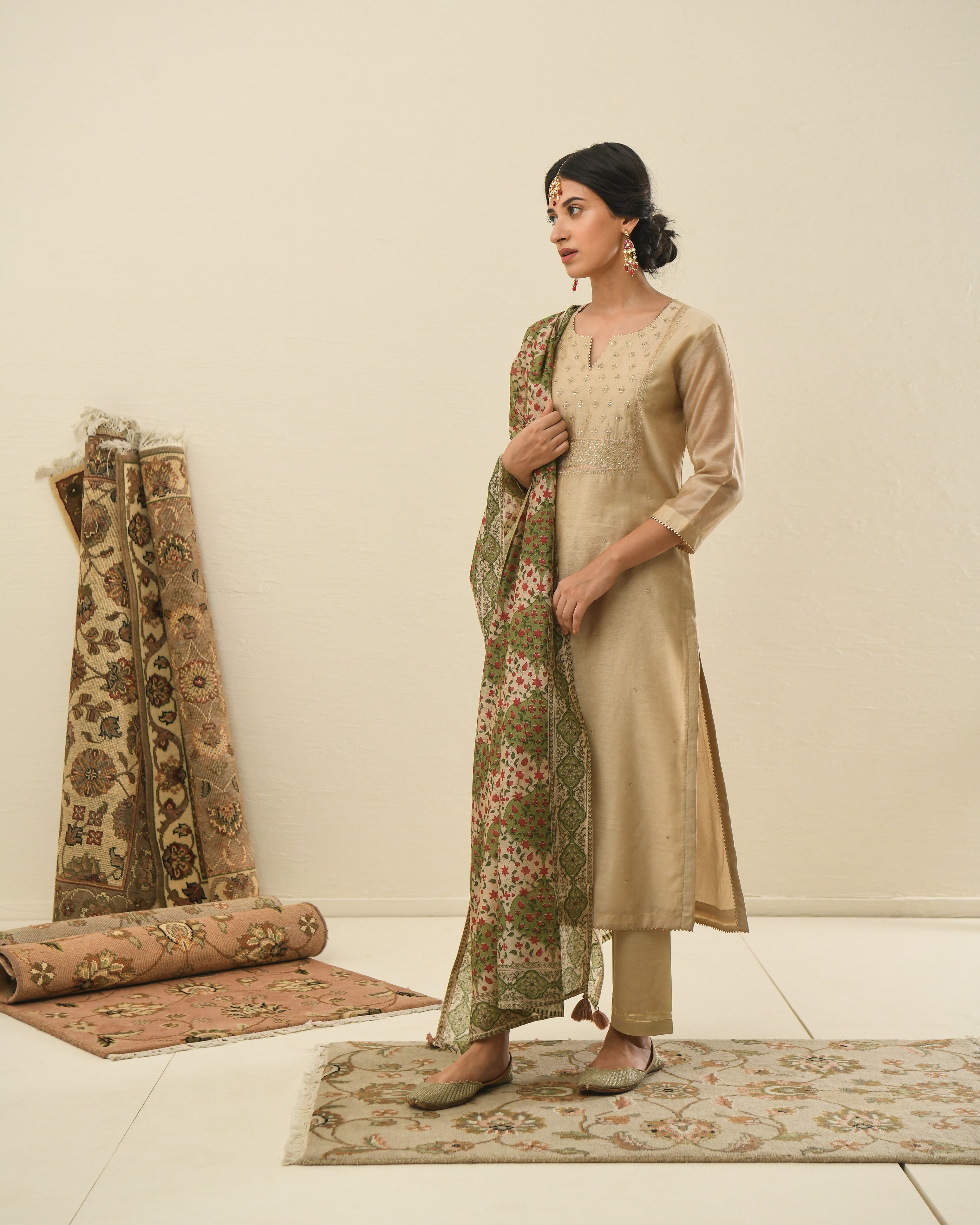 BEIGE MEHER KURTA SET WITH PRINTED DUPATTA