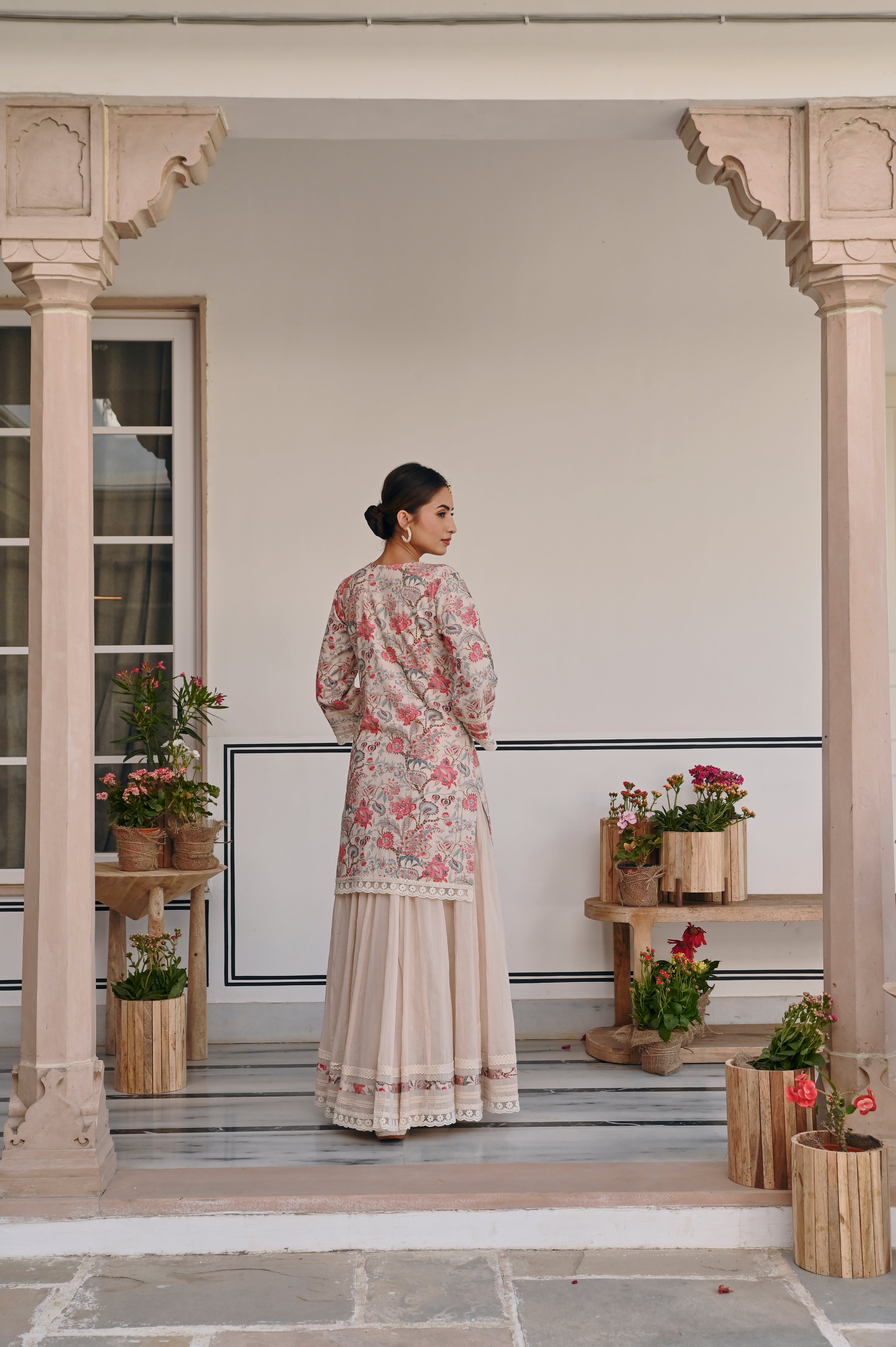 MULTICOLOR JUTE FLORAL PRINT SKIRT SET