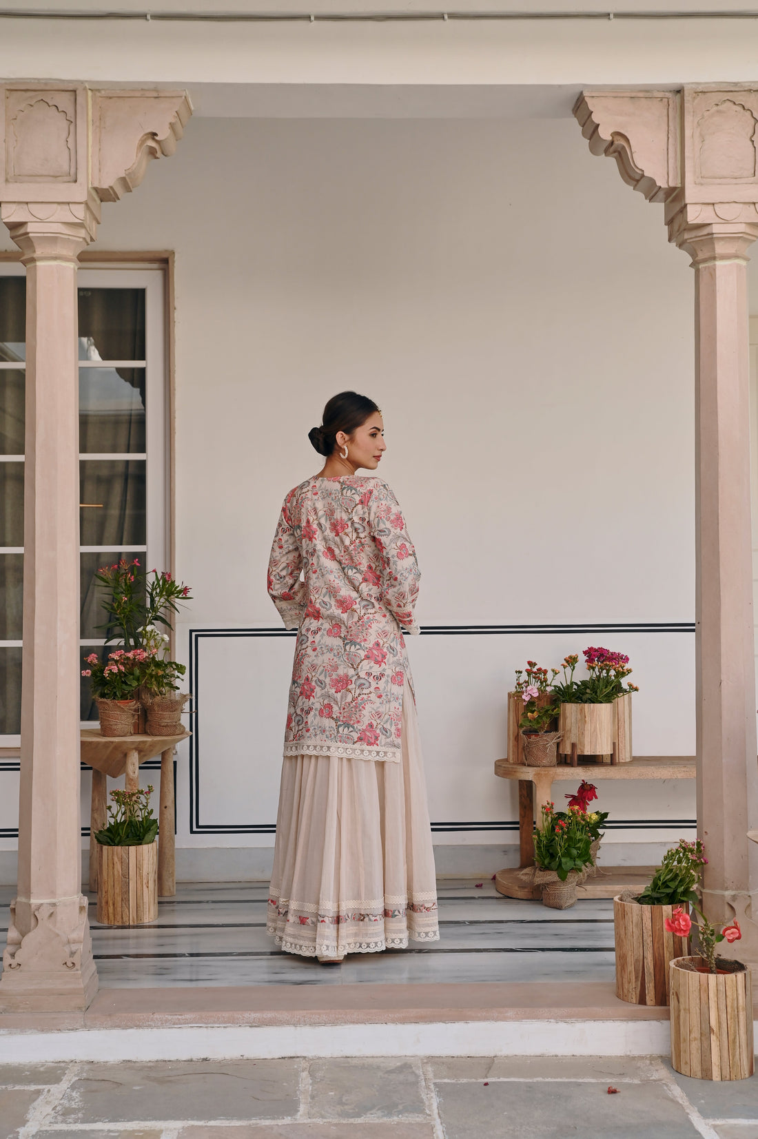 MULTICOLOR JUTE FLORAL PRINT SKIRT SET