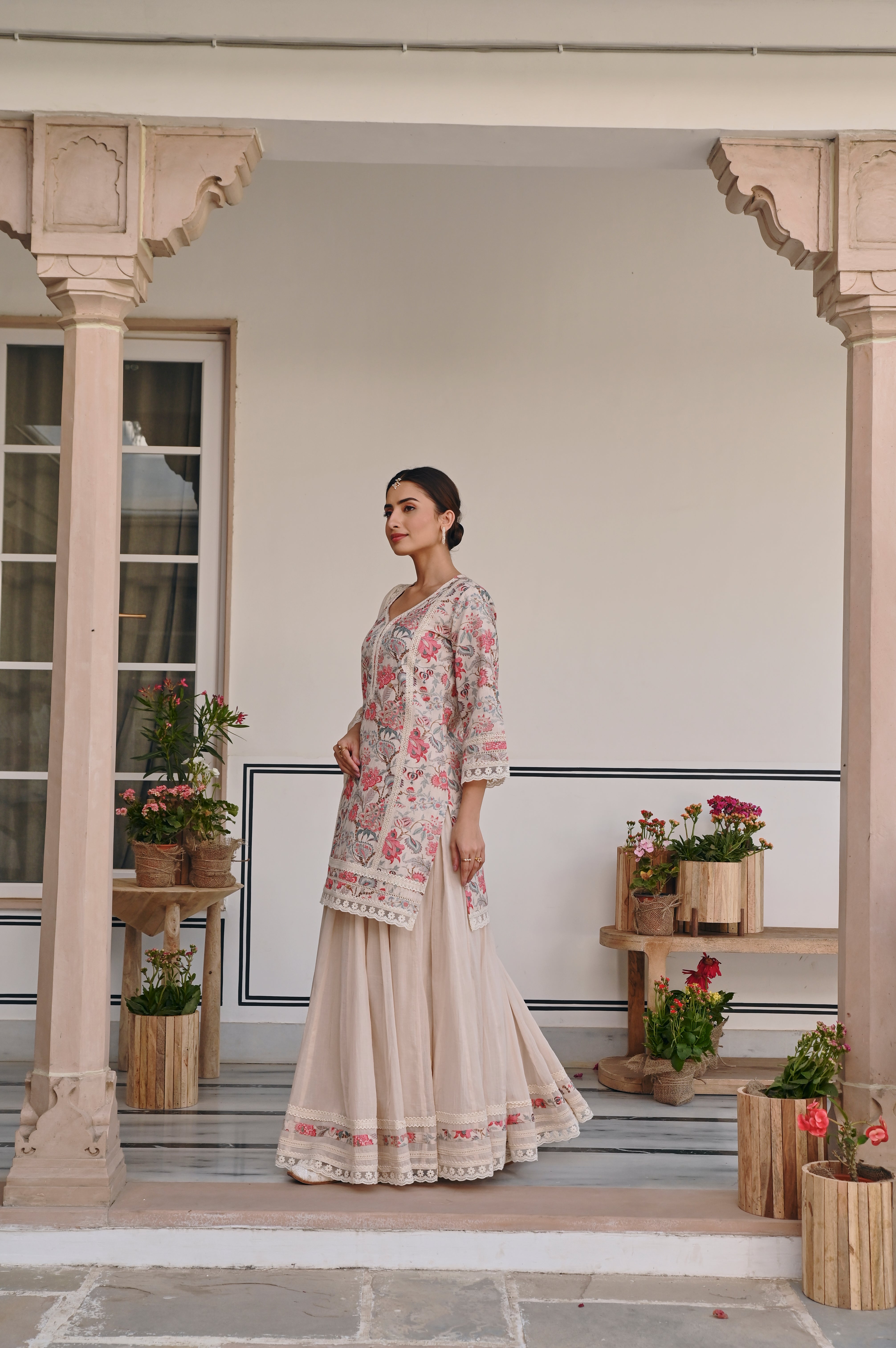 MULTICOLOR JUTE FLORAL PRINT SKIRT SET