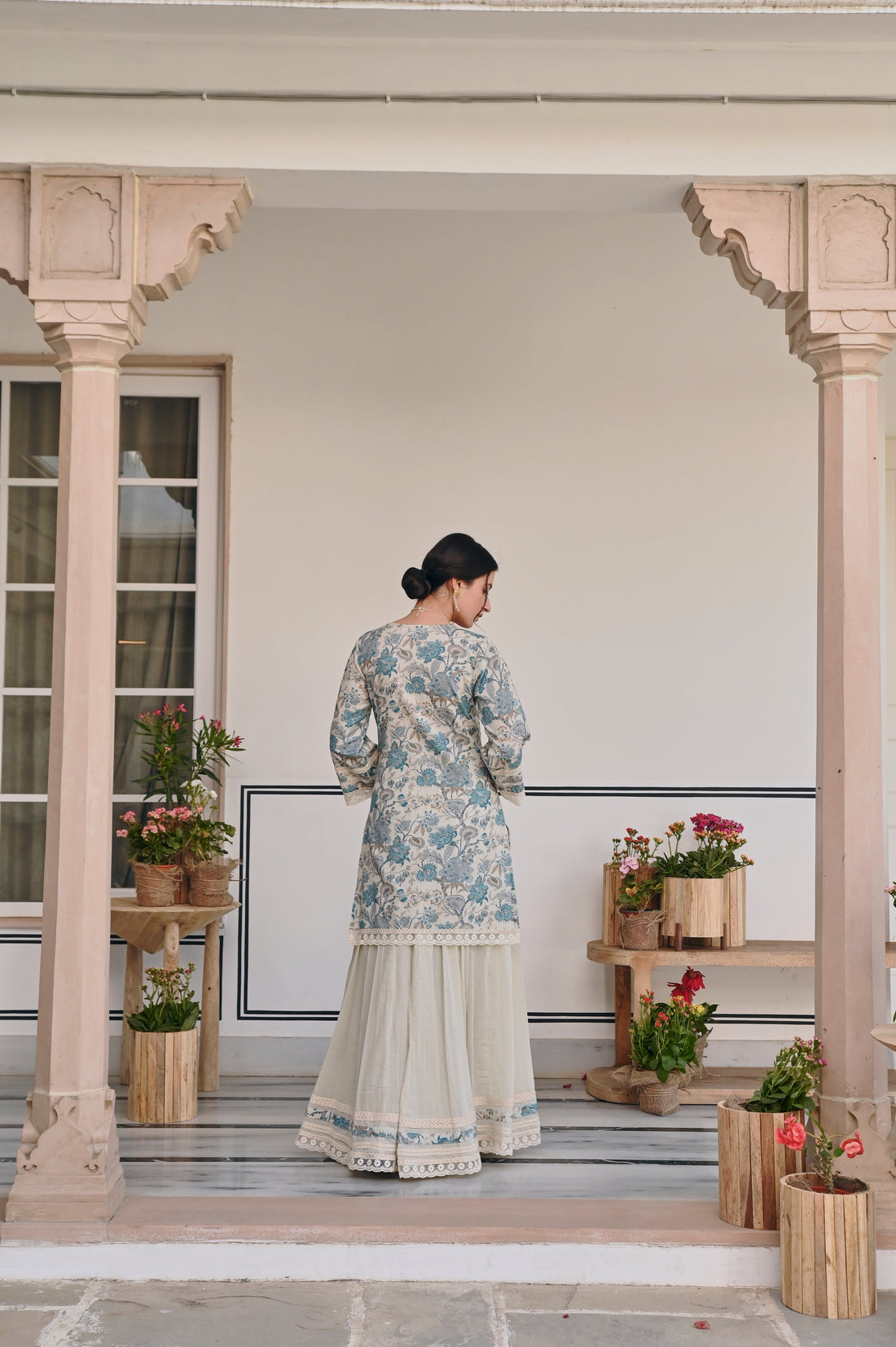 BLUE FLORAL JUTE KURTA AND SKIRT SET
