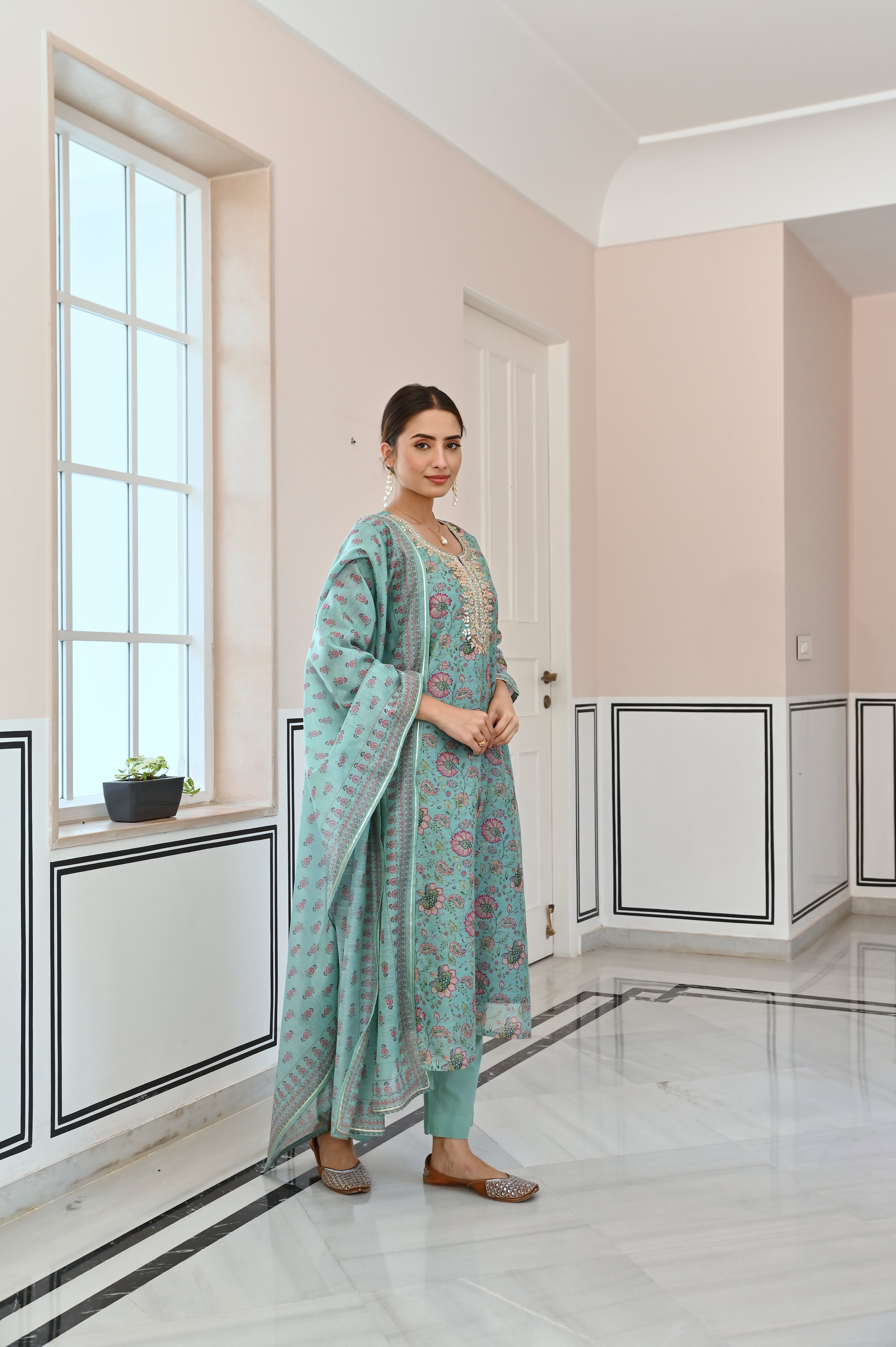 ICE BLUE NECK EMBROIDERED GOTA PATTI CHANDERI KURTA SET